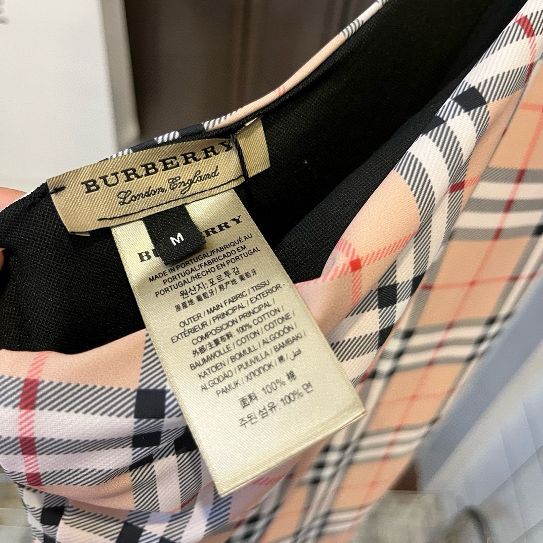 Burberry $30 gallery