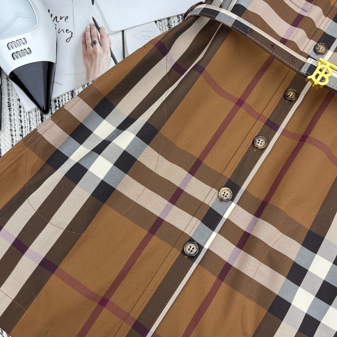 Burberry  49.99$  code 223-9668-T gallery