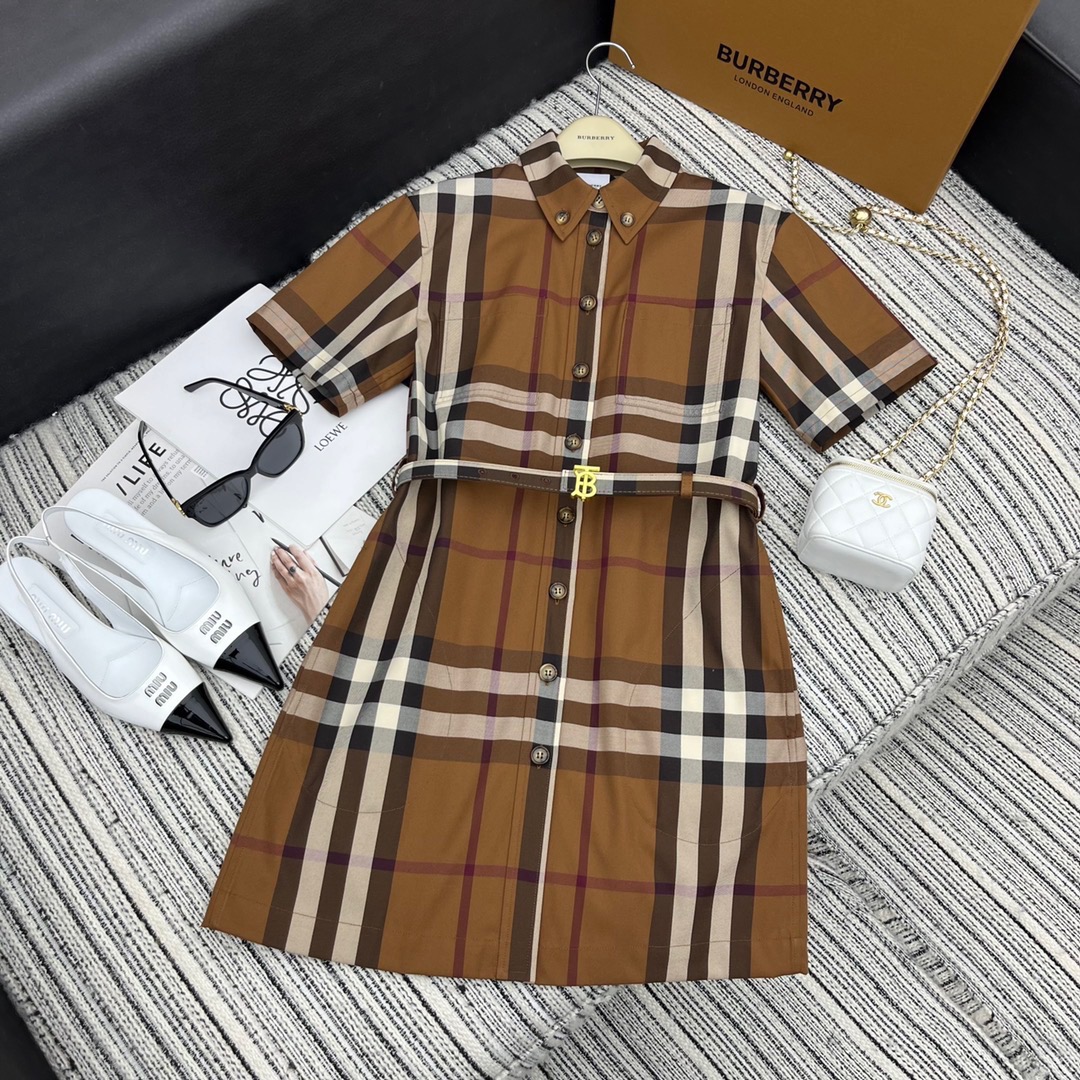 Burberry  49.99$  code 223-9668-T gallery