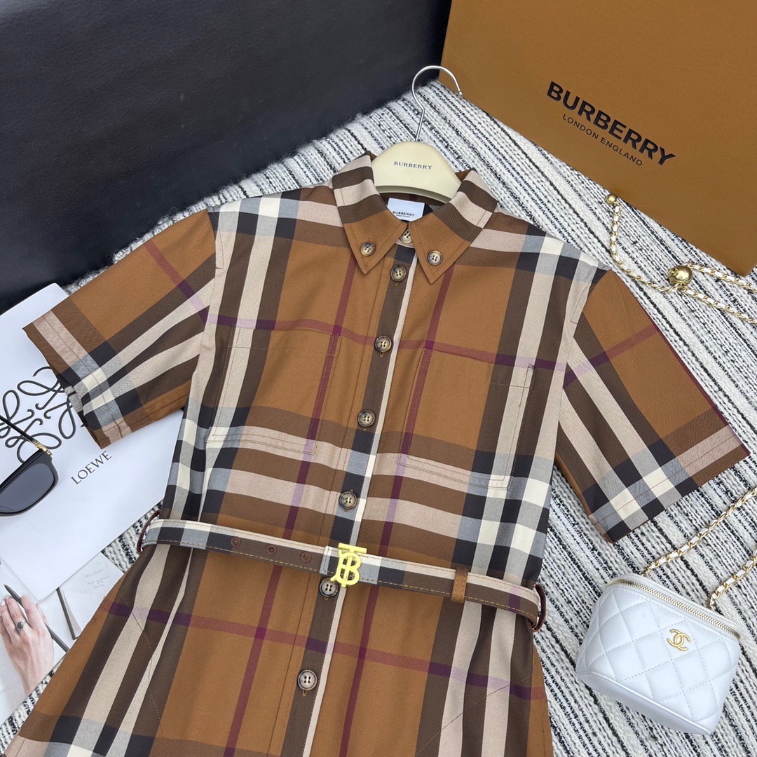 Burberry  49.99$  code 223-9668-T gallery