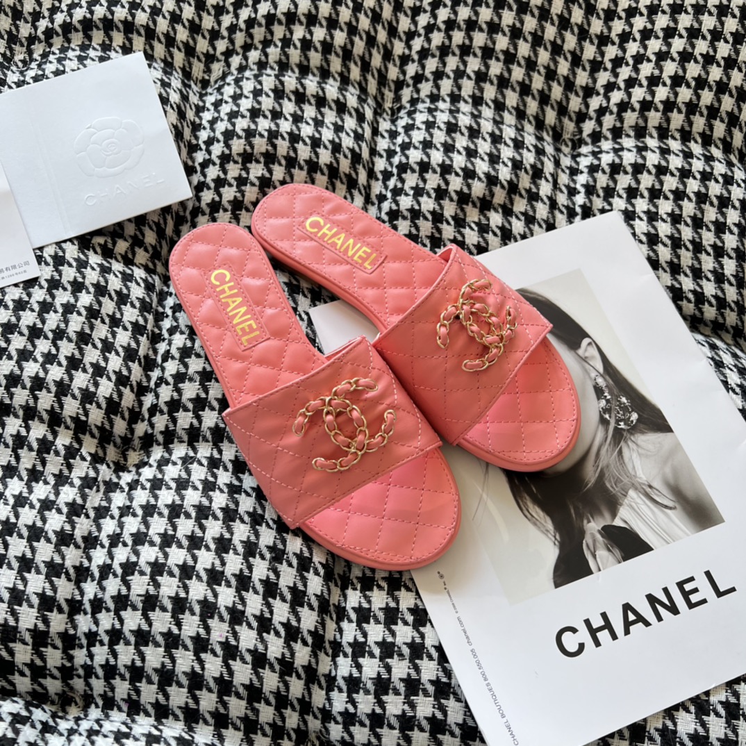 CHANEL 39.36$    CODE 449-6924-R gallery