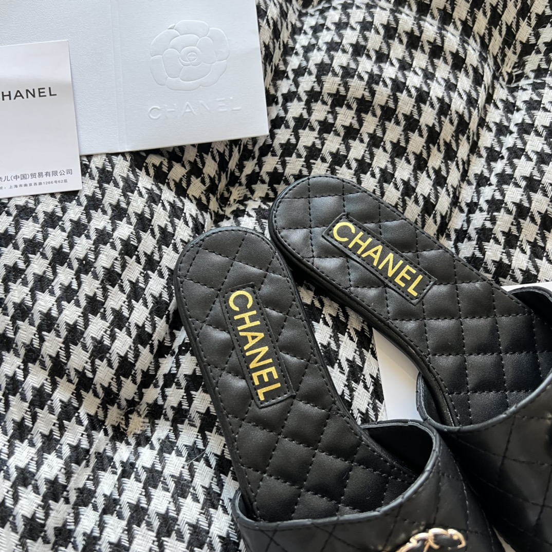 CHANEL 39.36$    CODE 449-6924-R gallery