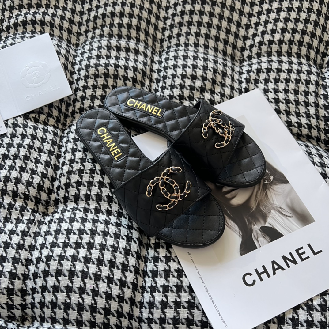 CHANEL 39.36$    CODE 449-6924-R gallery