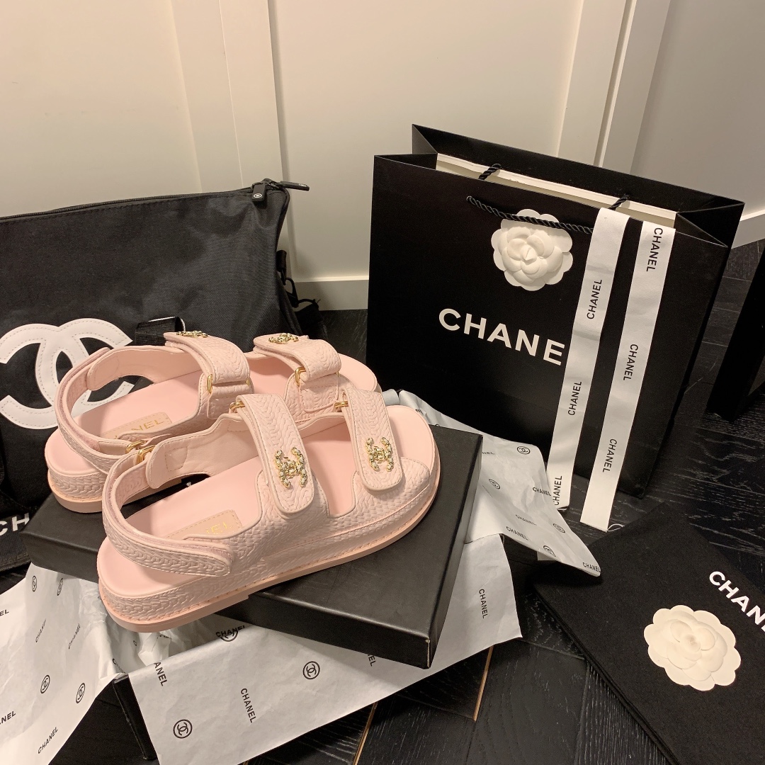 CHANEL 52.99$   10219-T gallery