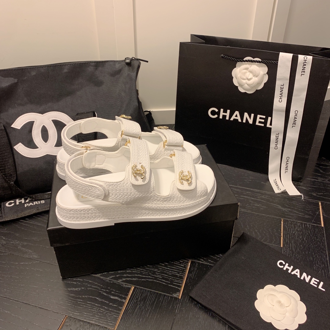 CHANEL 52.99$   10219-T gallery