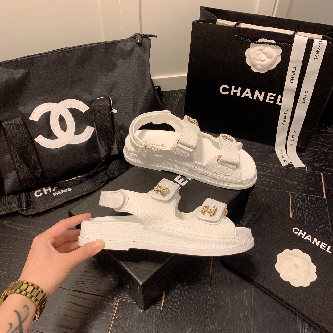 CHANEL 52.99$   10219-T gallery