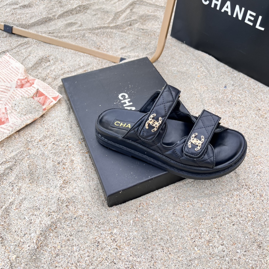 CHANEL  $53.66    code 449-7109-R gallery