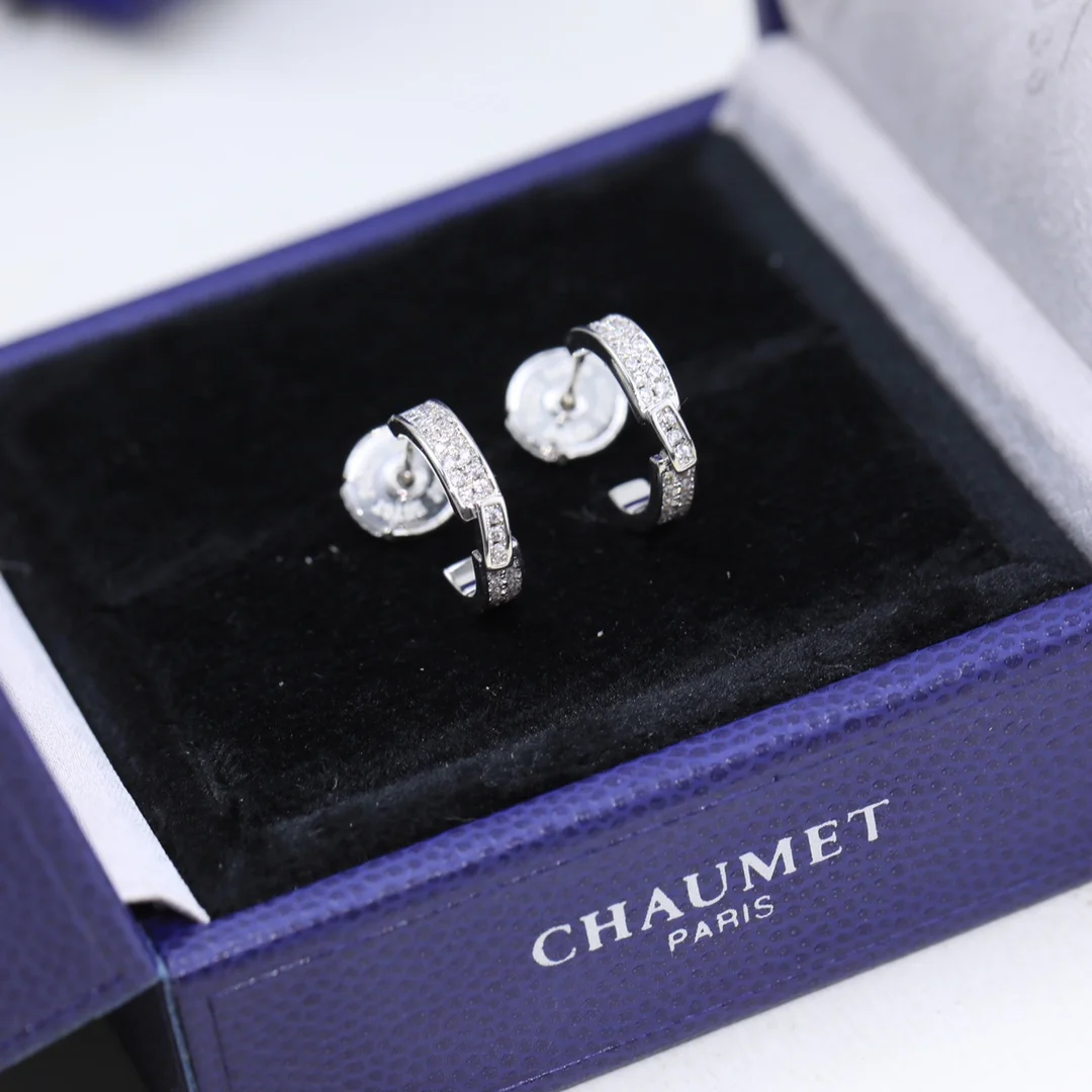 CHAUMET $30 gallery