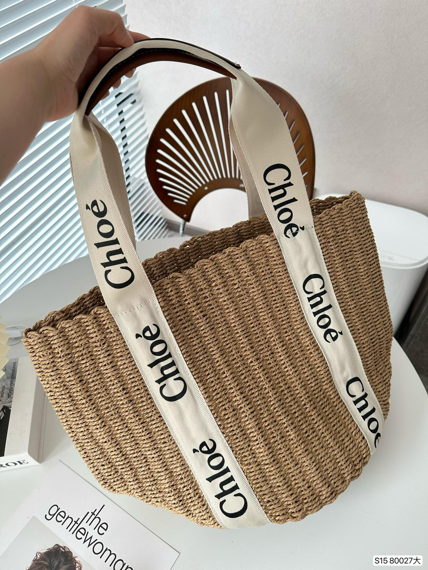 CHLOE 50.97$   code 306-6996-R gallery