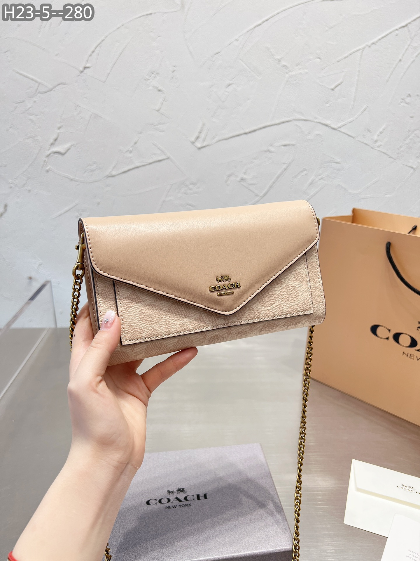 COACH 48.66$  code 306-6621-R gallery