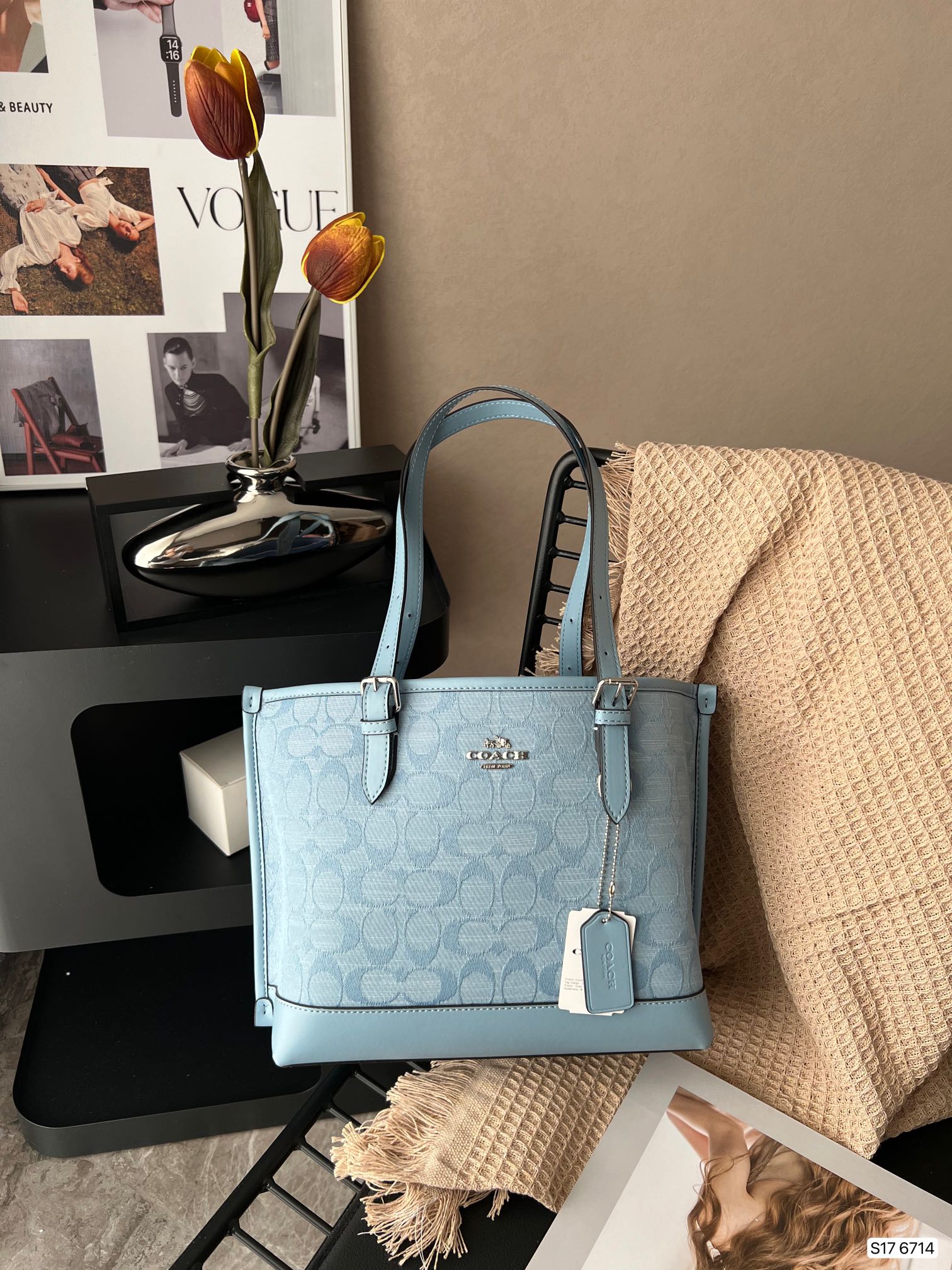 COACH 49.99$  CODE 306-6619-R gallery