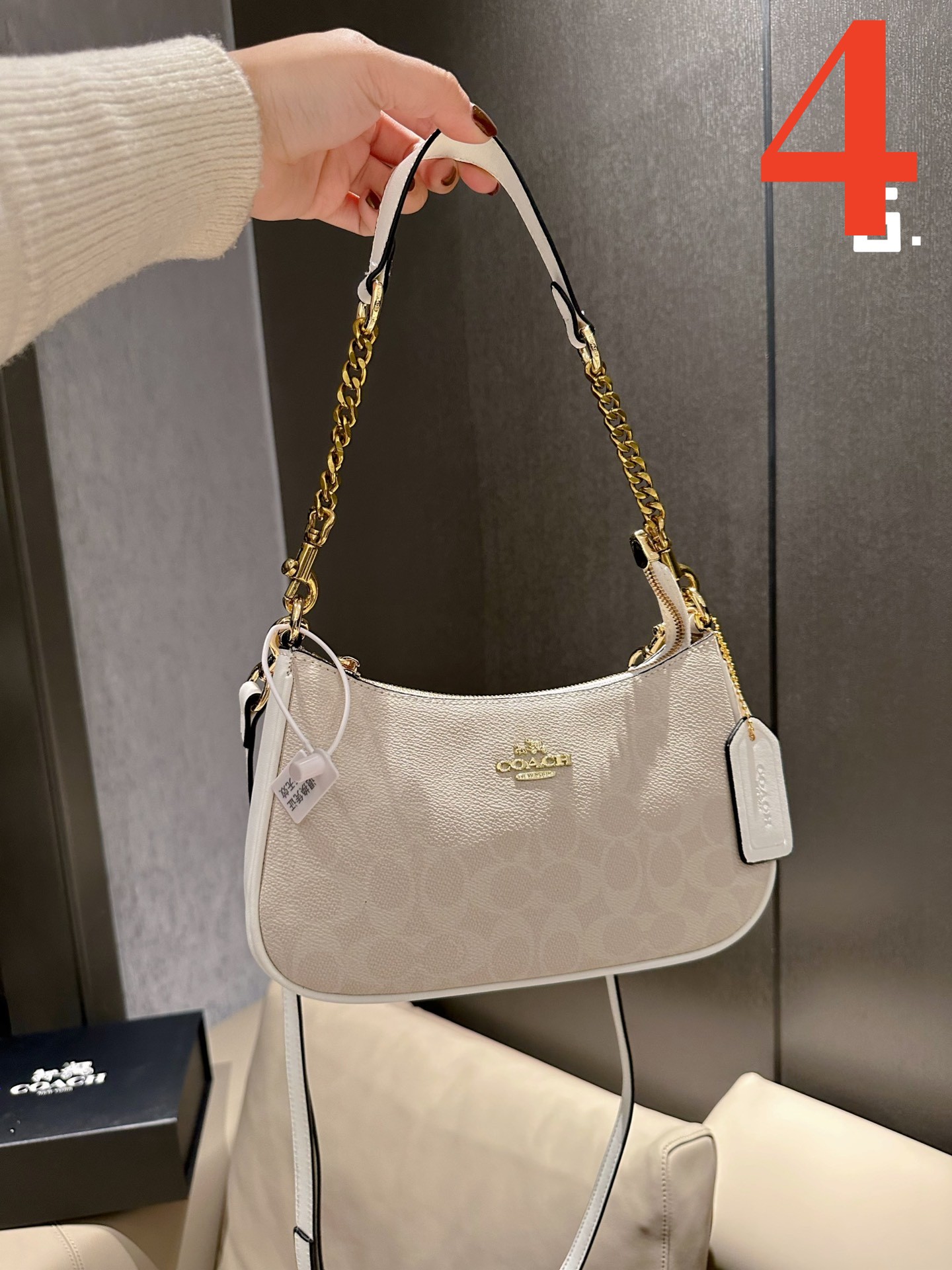 COACH 53.66$  code 306-6620-R gallery