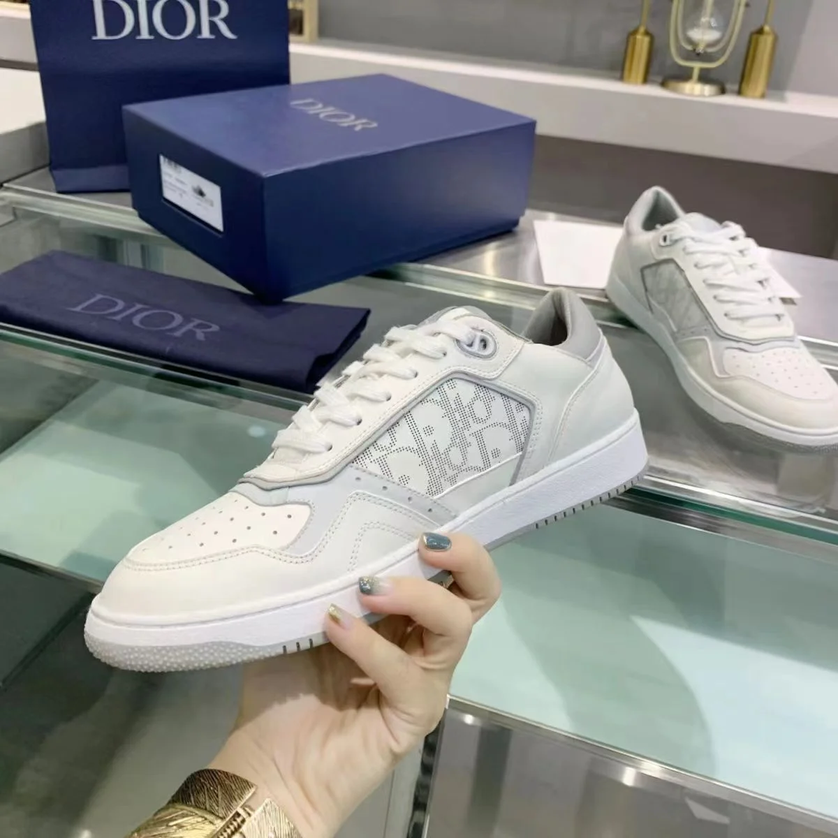 CODE:3819-64-dior-with box gallery