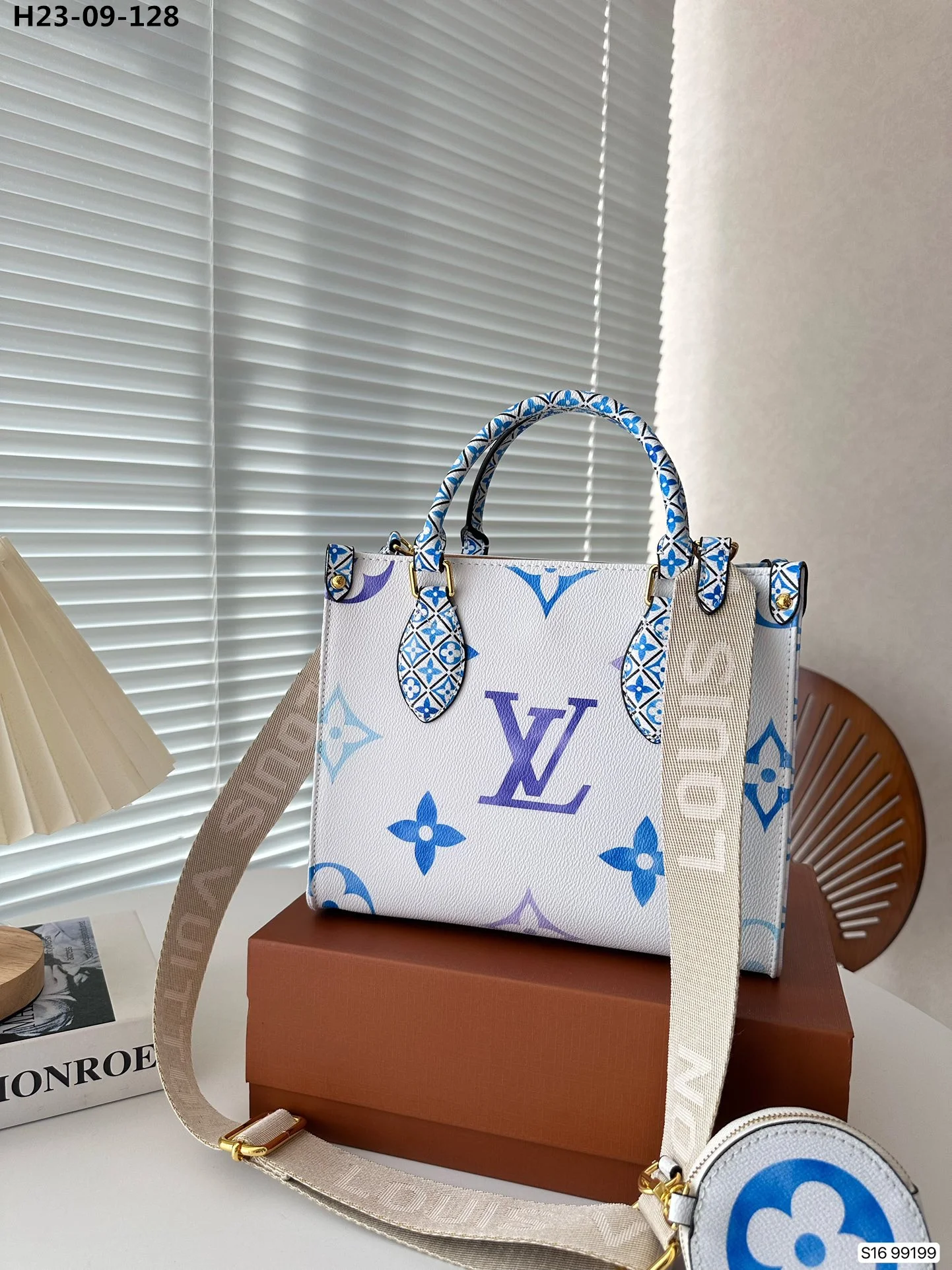 CODE:3820-478.88-66$-LV-WITH BOX gallery