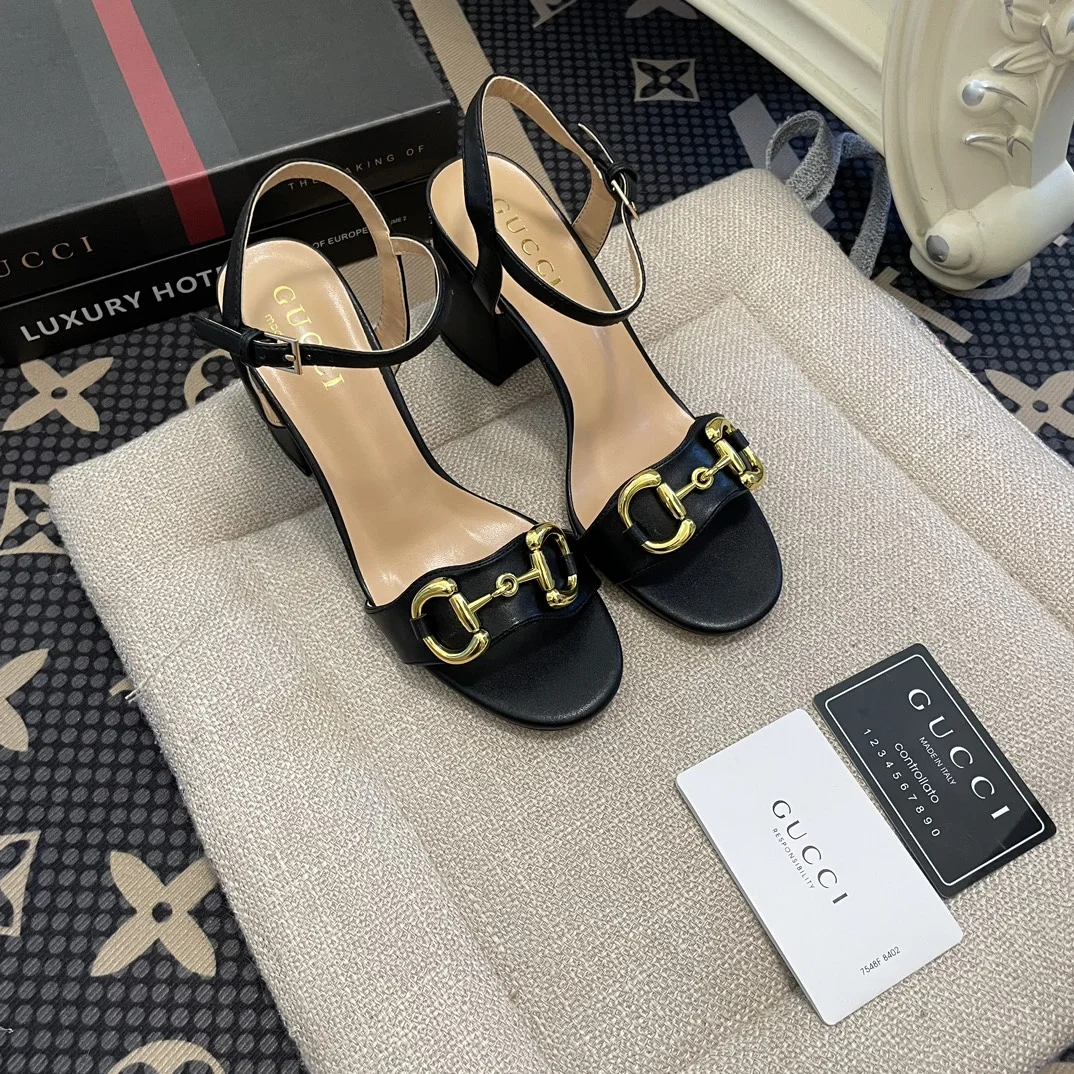 CODE:3824-399-55.99-GUCCI-WITH BOX gallery