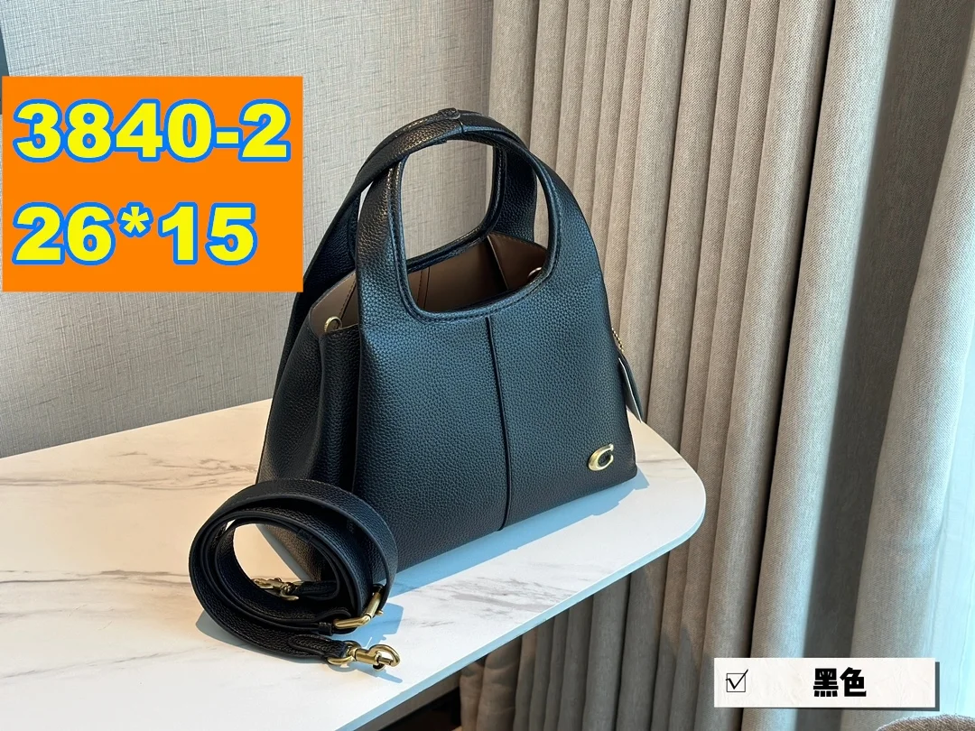 CODE:3840-58.99-COACH-WITH BOX gallery