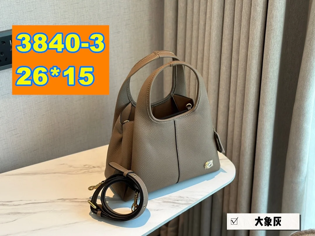 CODE:3840-58.99-COACH-WITH BOX gallery