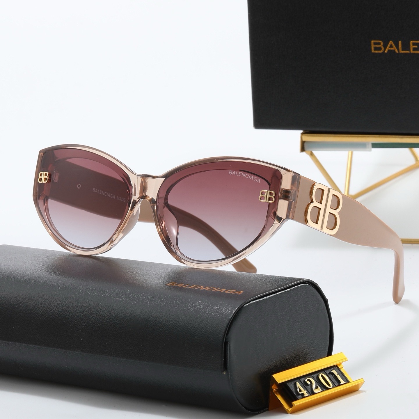 CV4216-CV4220，balenciaga sunglasses  22.99 gallery