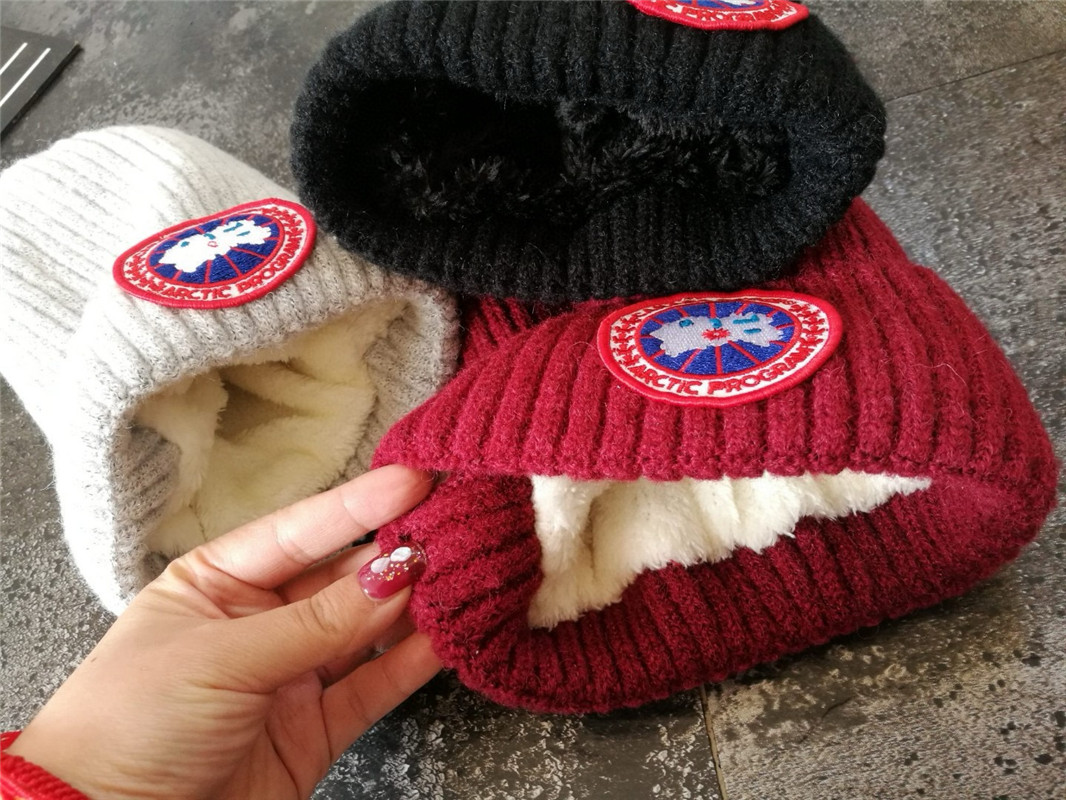 Canada Goose hat  SA121-SA123 gallery