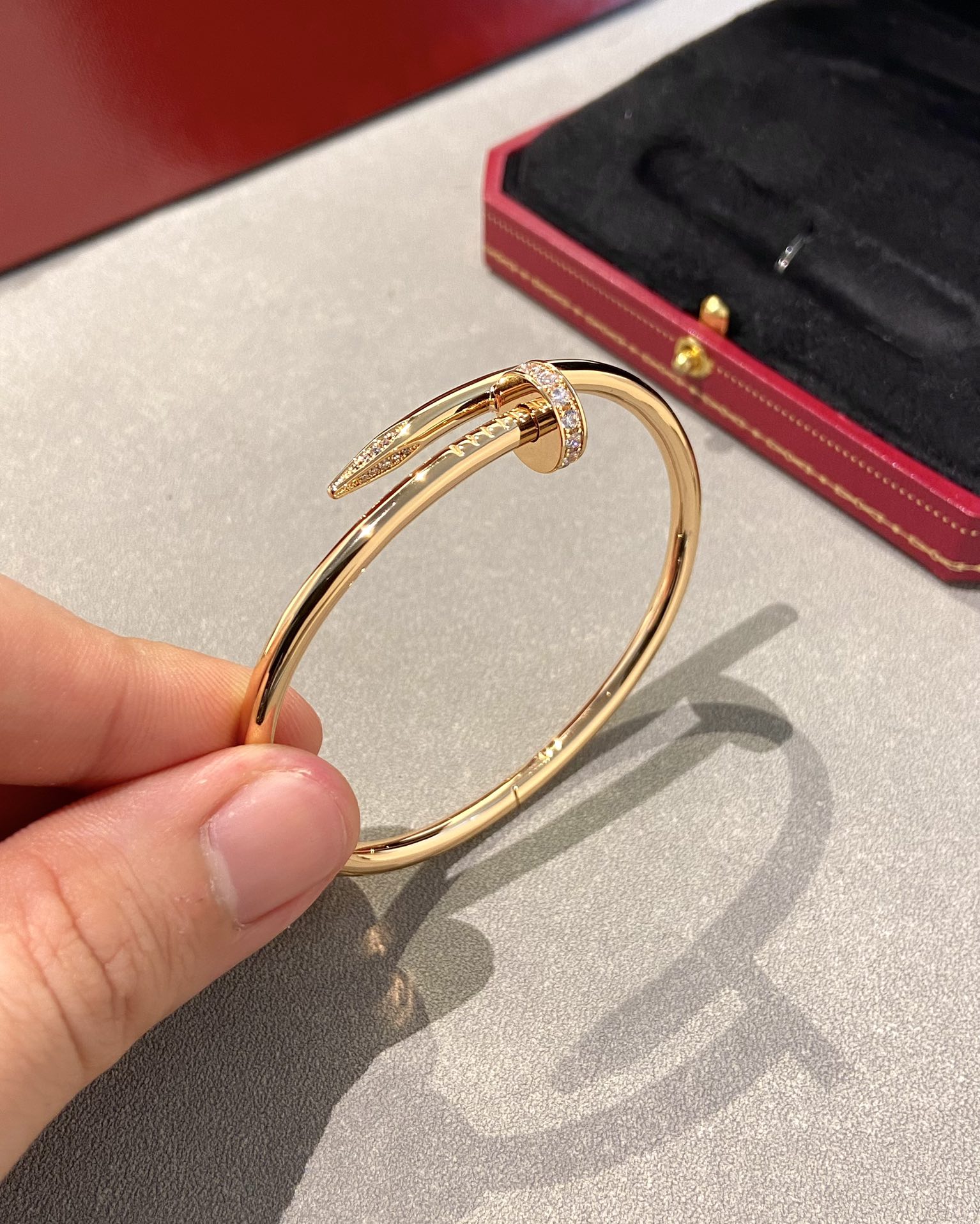 Cartier 47.33$  code 447-6647-R gallery