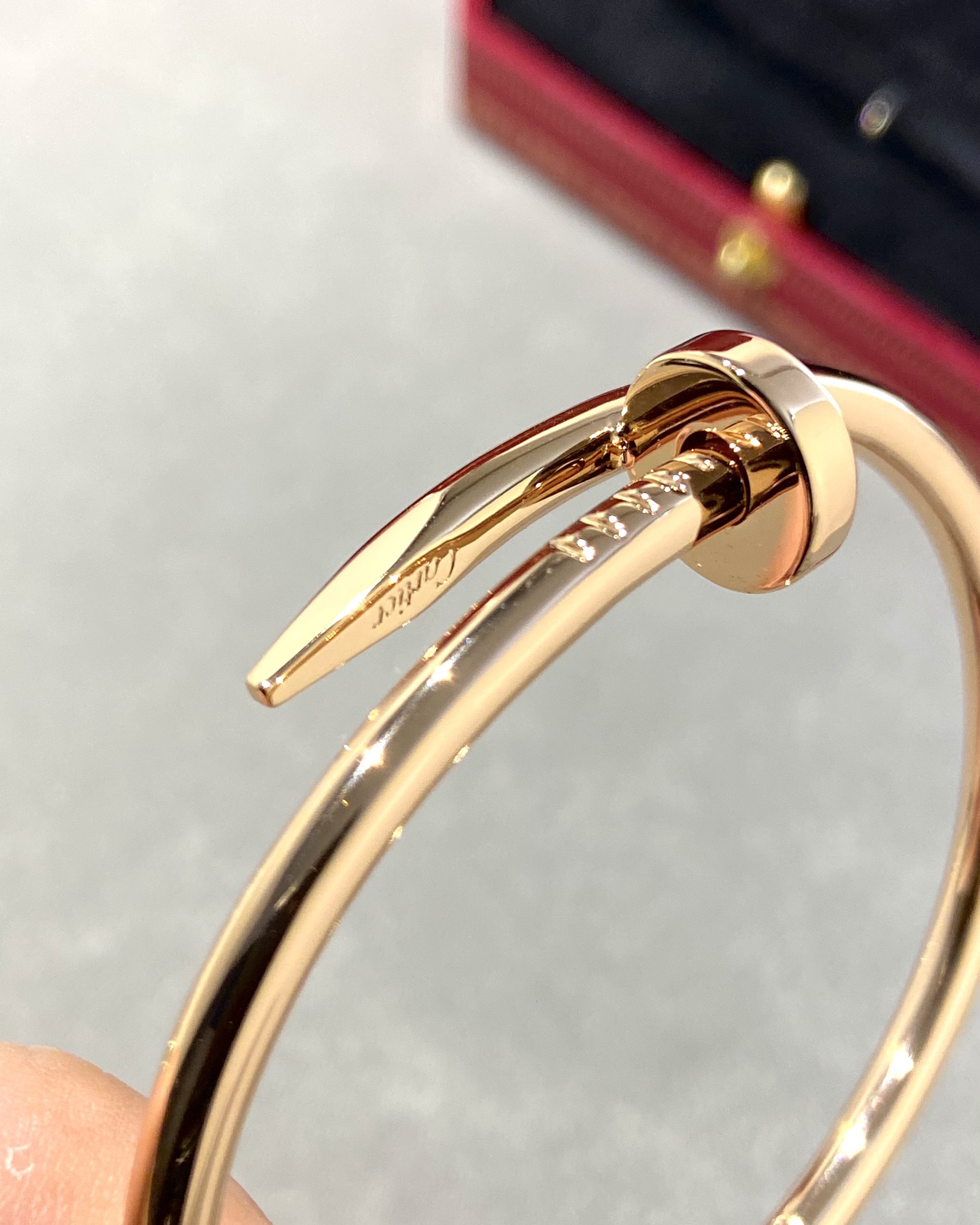 Cartier 47.33$  code 447-6647-R gallery