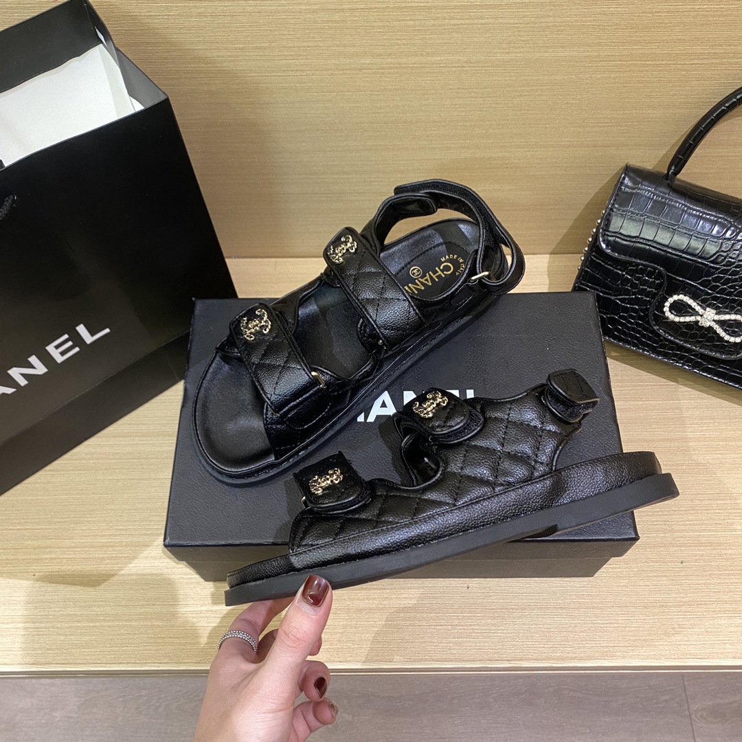 Chanel  46.52$  code 449-6578-R gallery