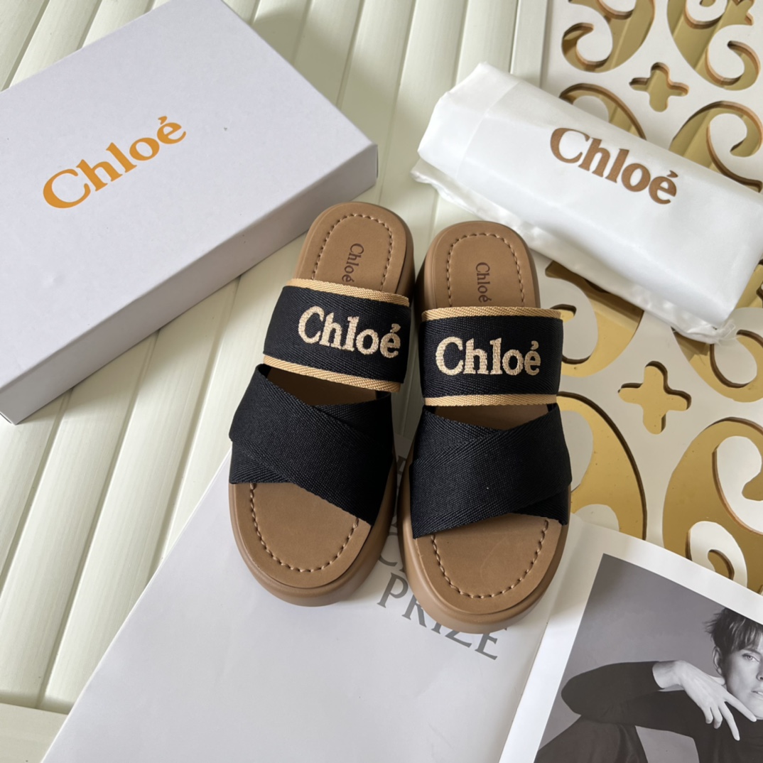 Chloe 44.09$    CODE 449-6926-R gallery