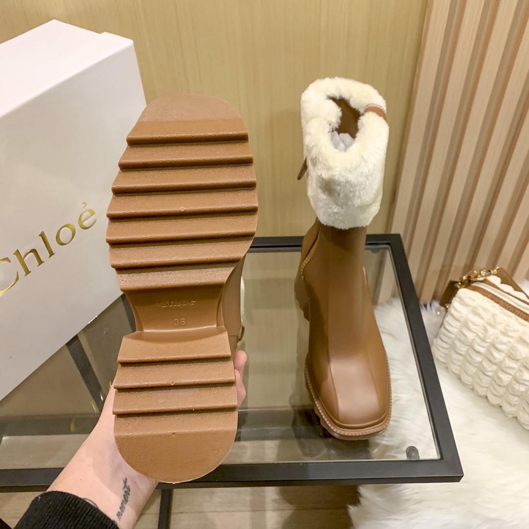 Chloe 59.76$  code 449-6275-R gallery