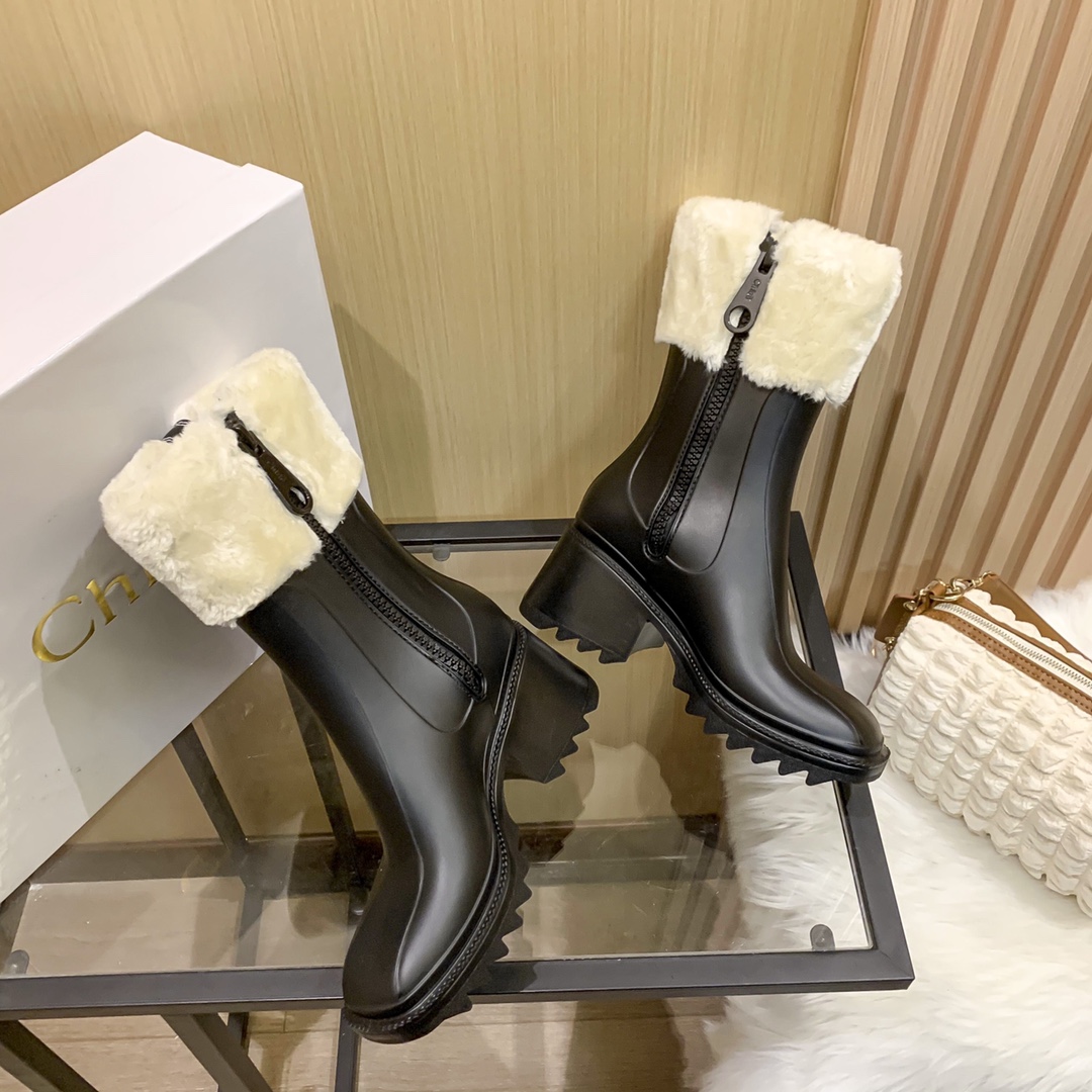 Chloe 59.76$  code 449-6275-R gallery