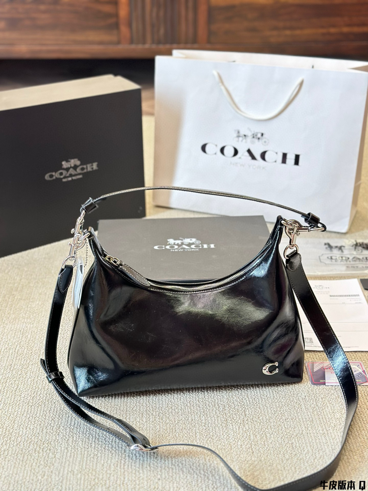 Coach  60.76$    CODE 306-7023-R gallery