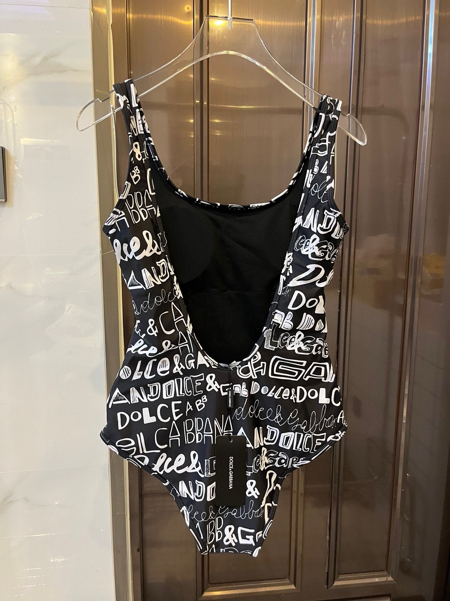 D&G $30 gallery