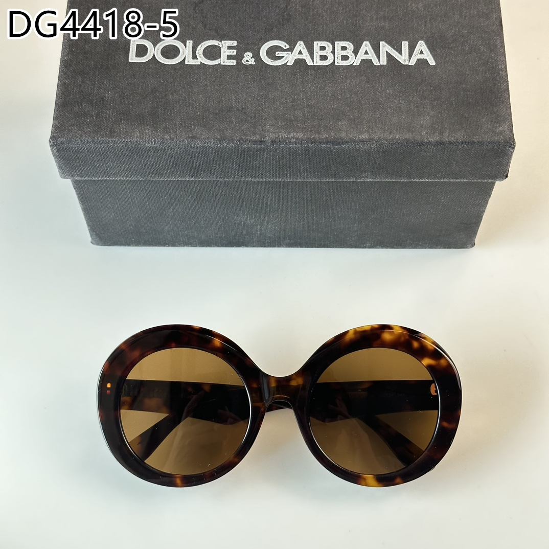 D&G $52 gallery