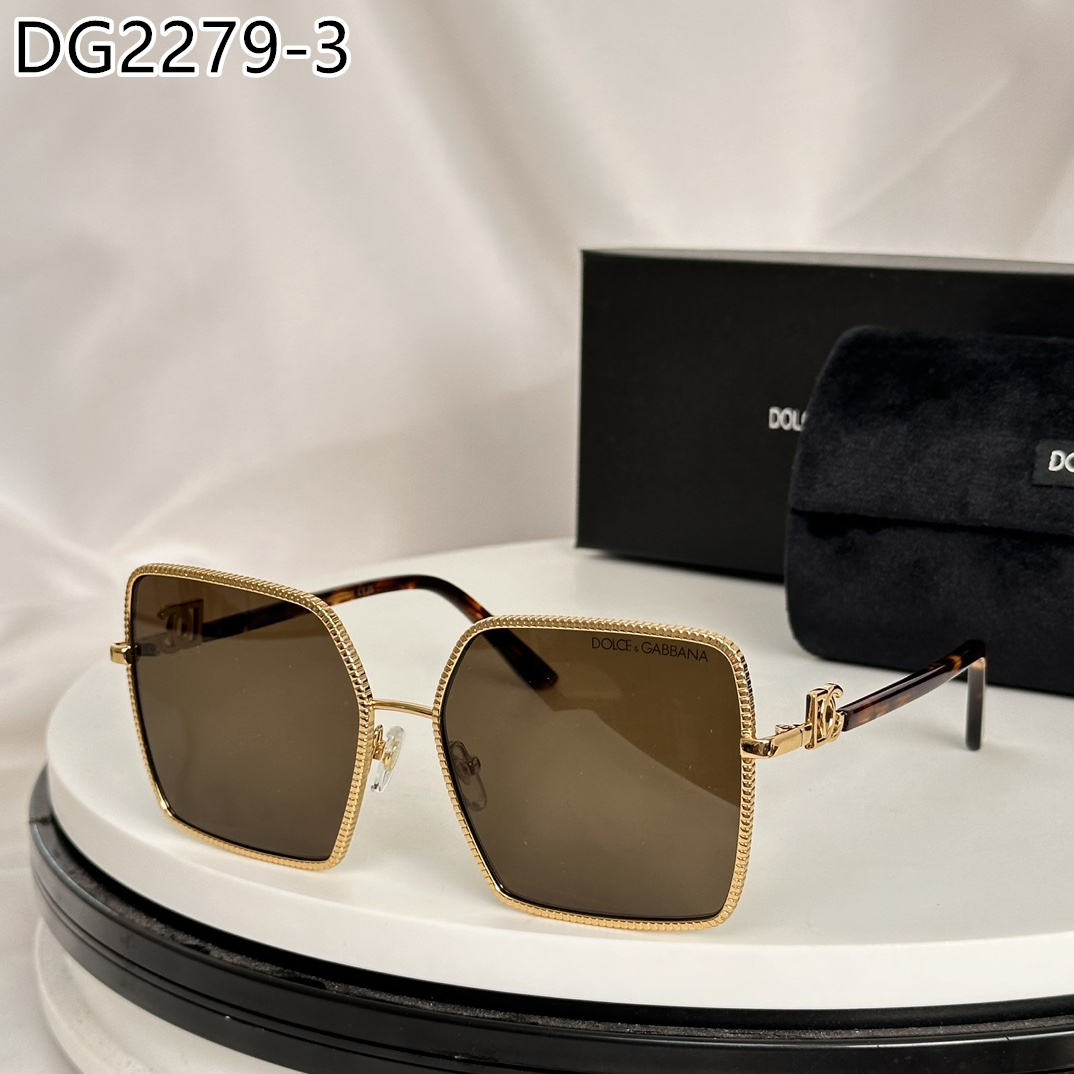 D&G $55 gallery