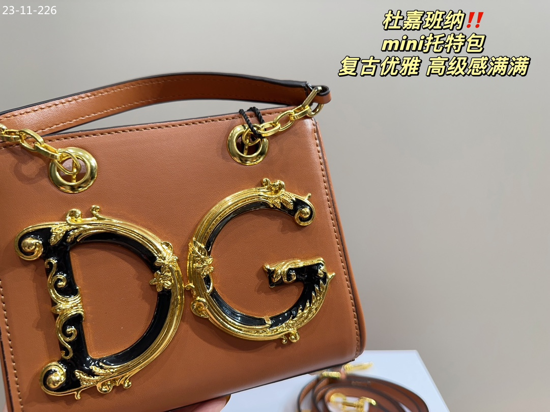 D&G $68 gallery