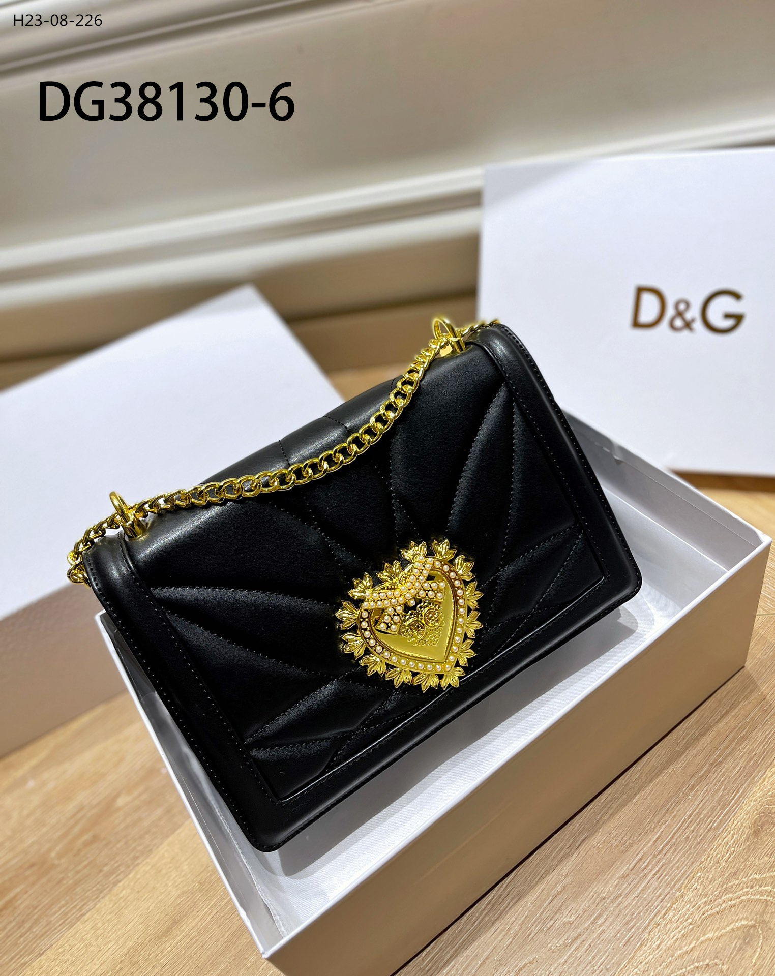 D&G $75 gallery