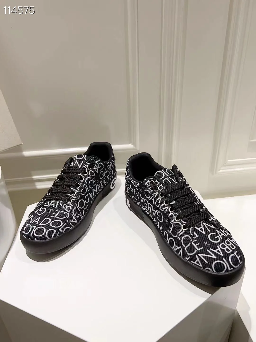 D&G $90 gallery