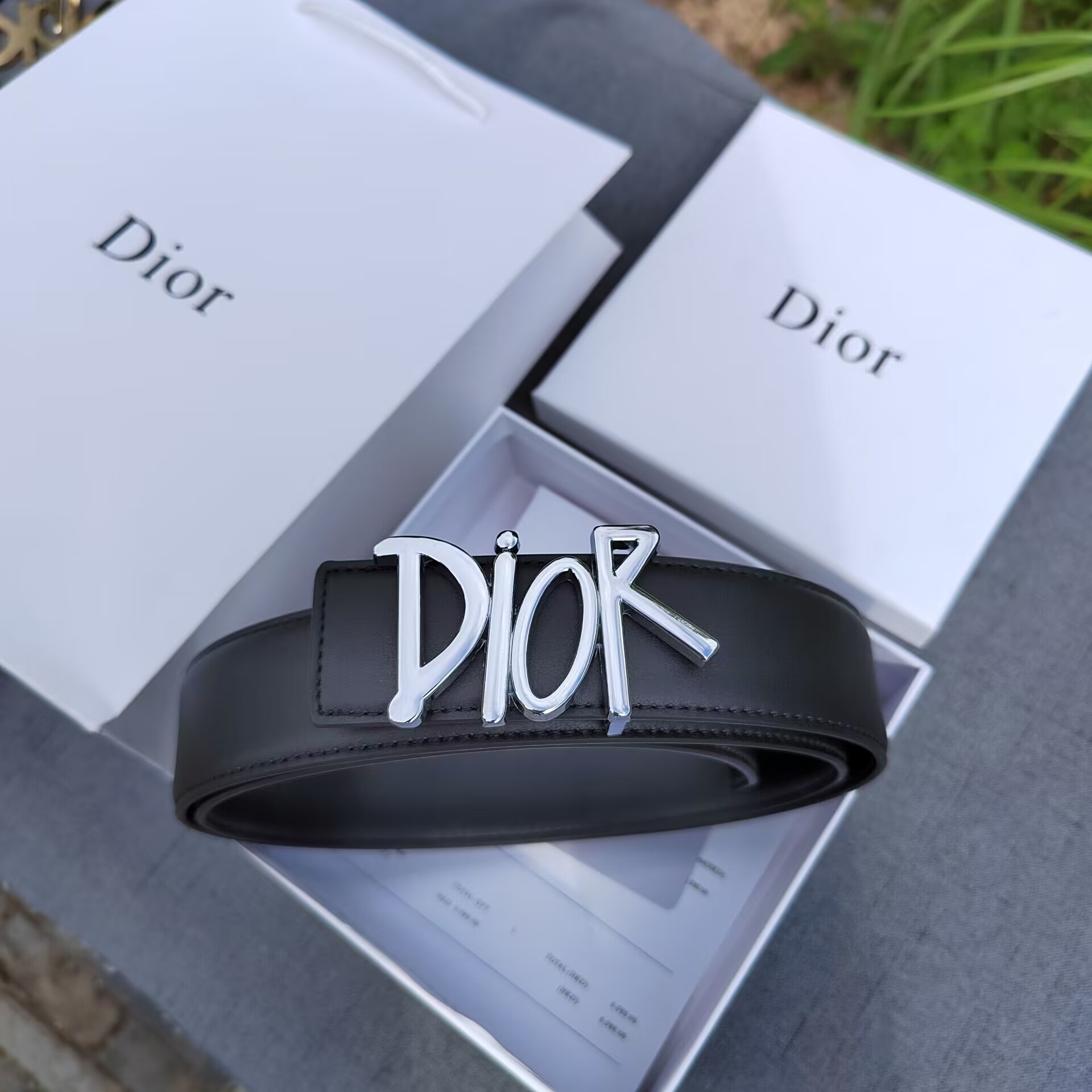 Dior 19.99$   code 454-9672-T gallery