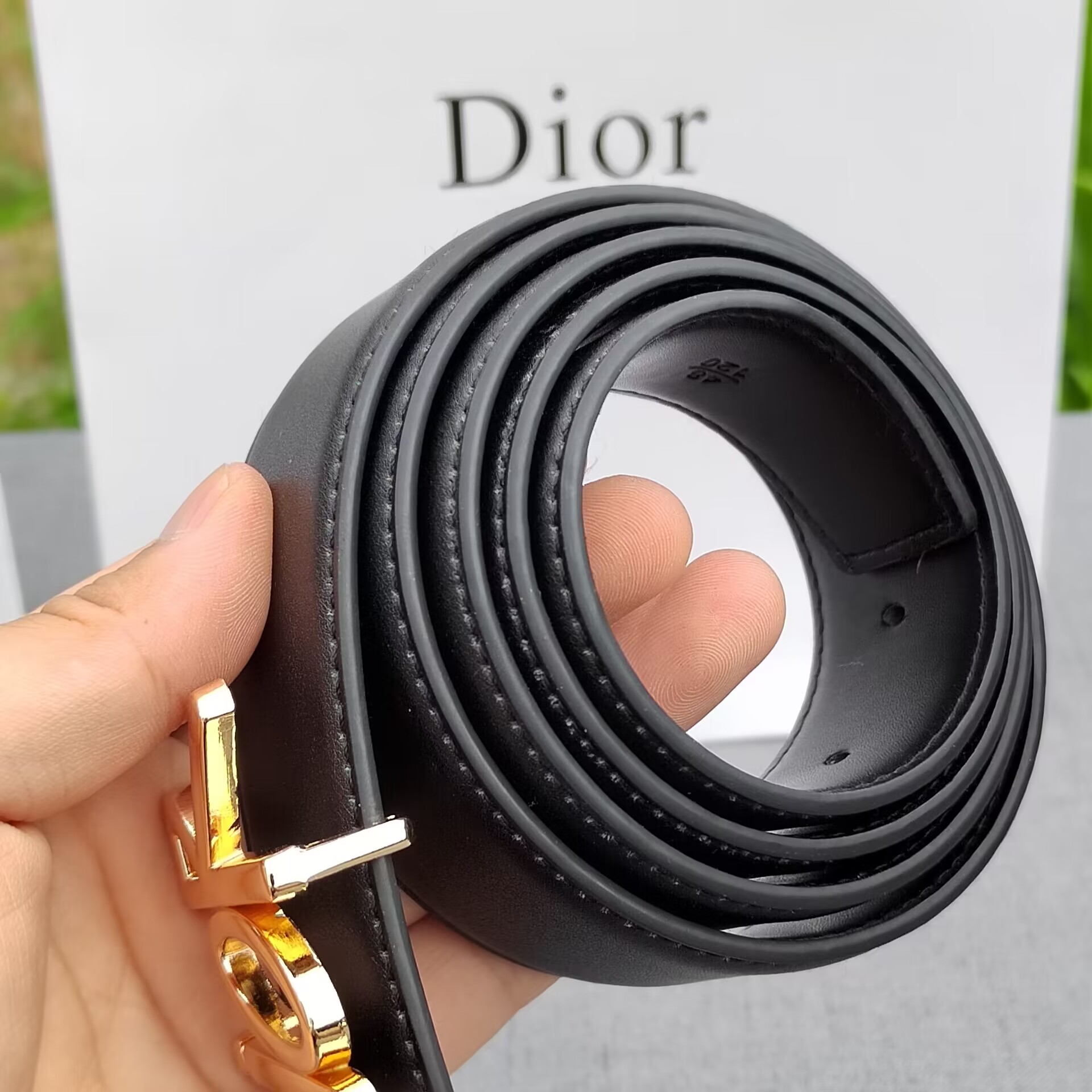 Dior 19.99$   code 454-9672-T gallery