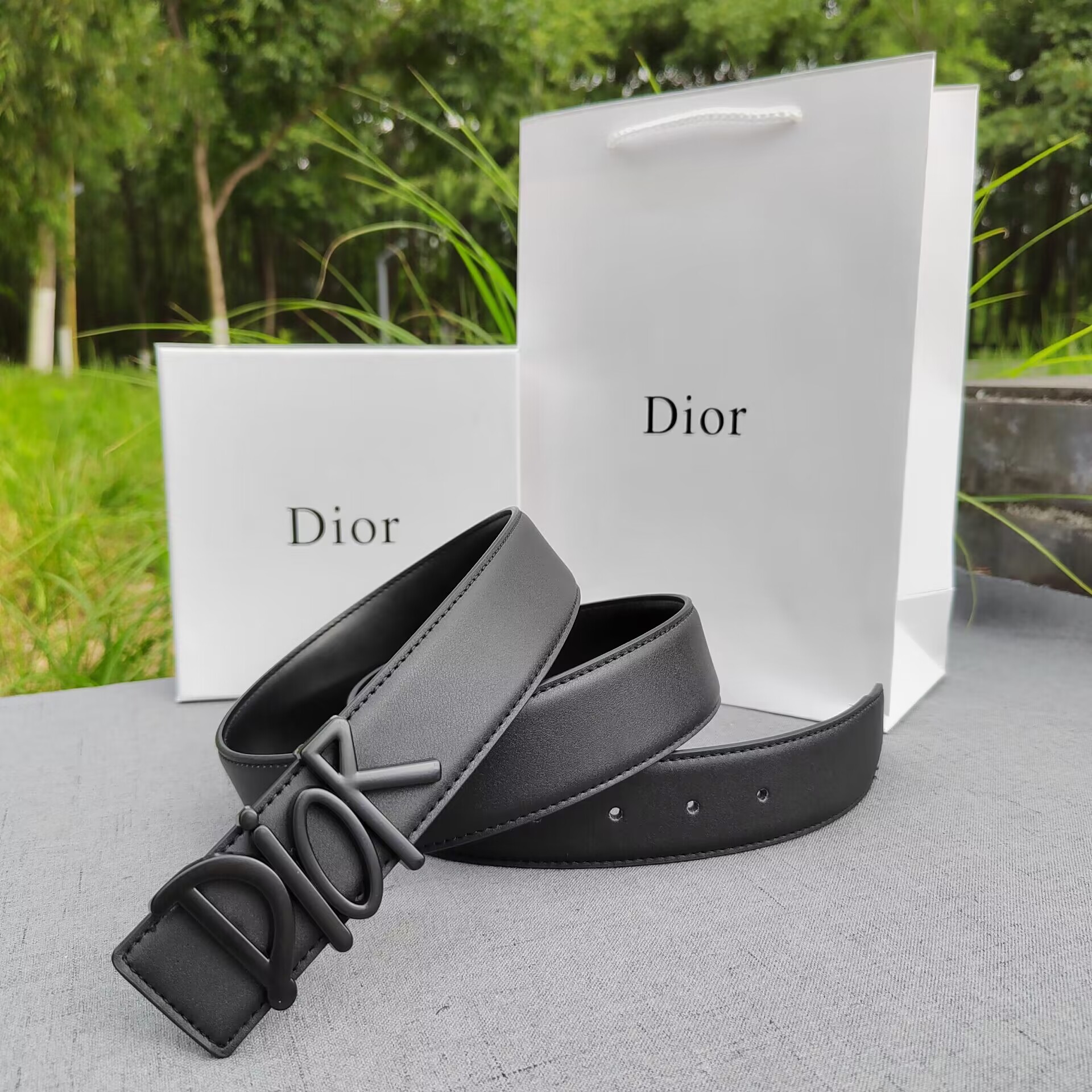 Dior 19.99$   code 454-9672-T gallery