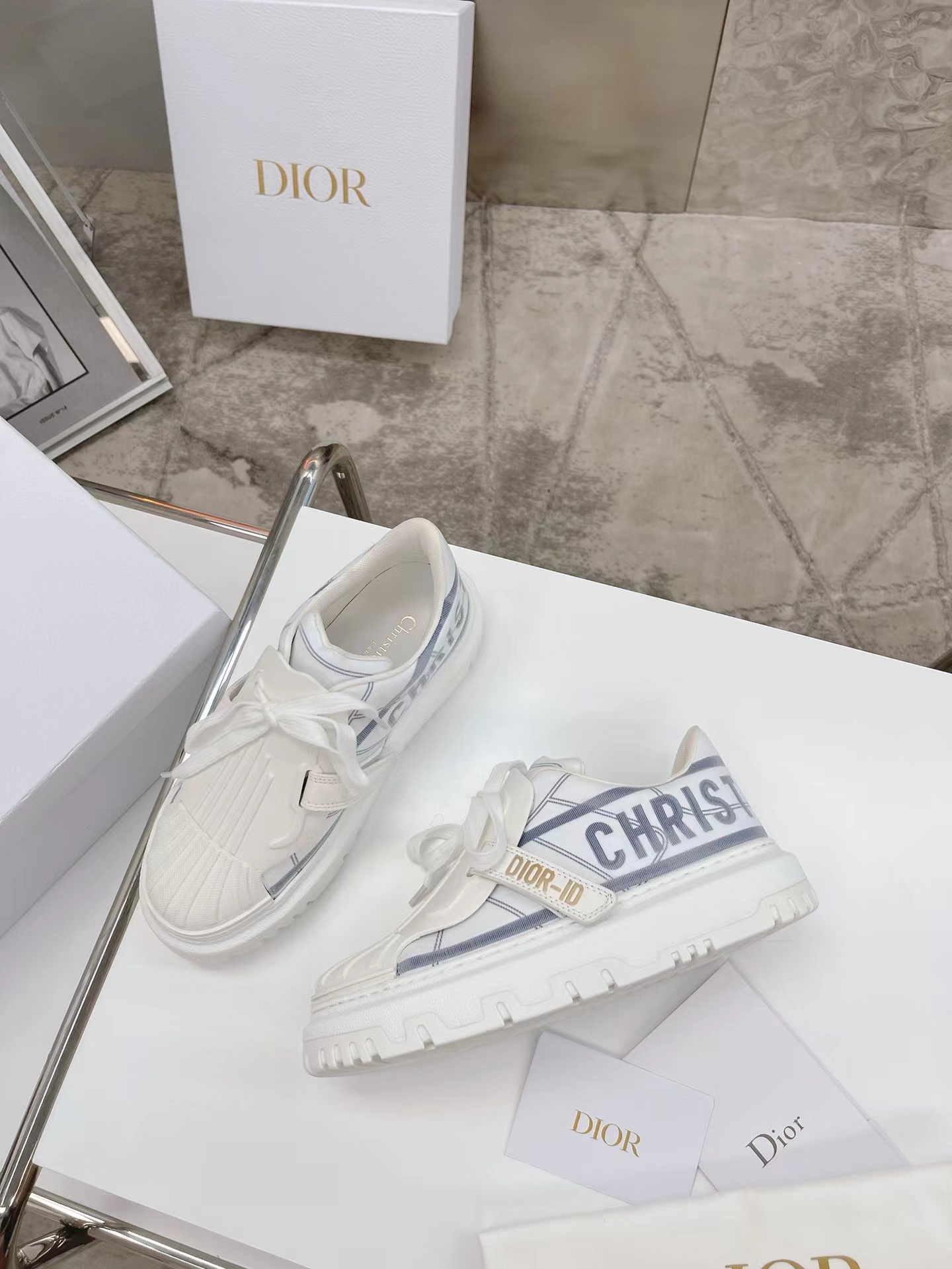 Dior 45.99$  code 449-9729-T gallery