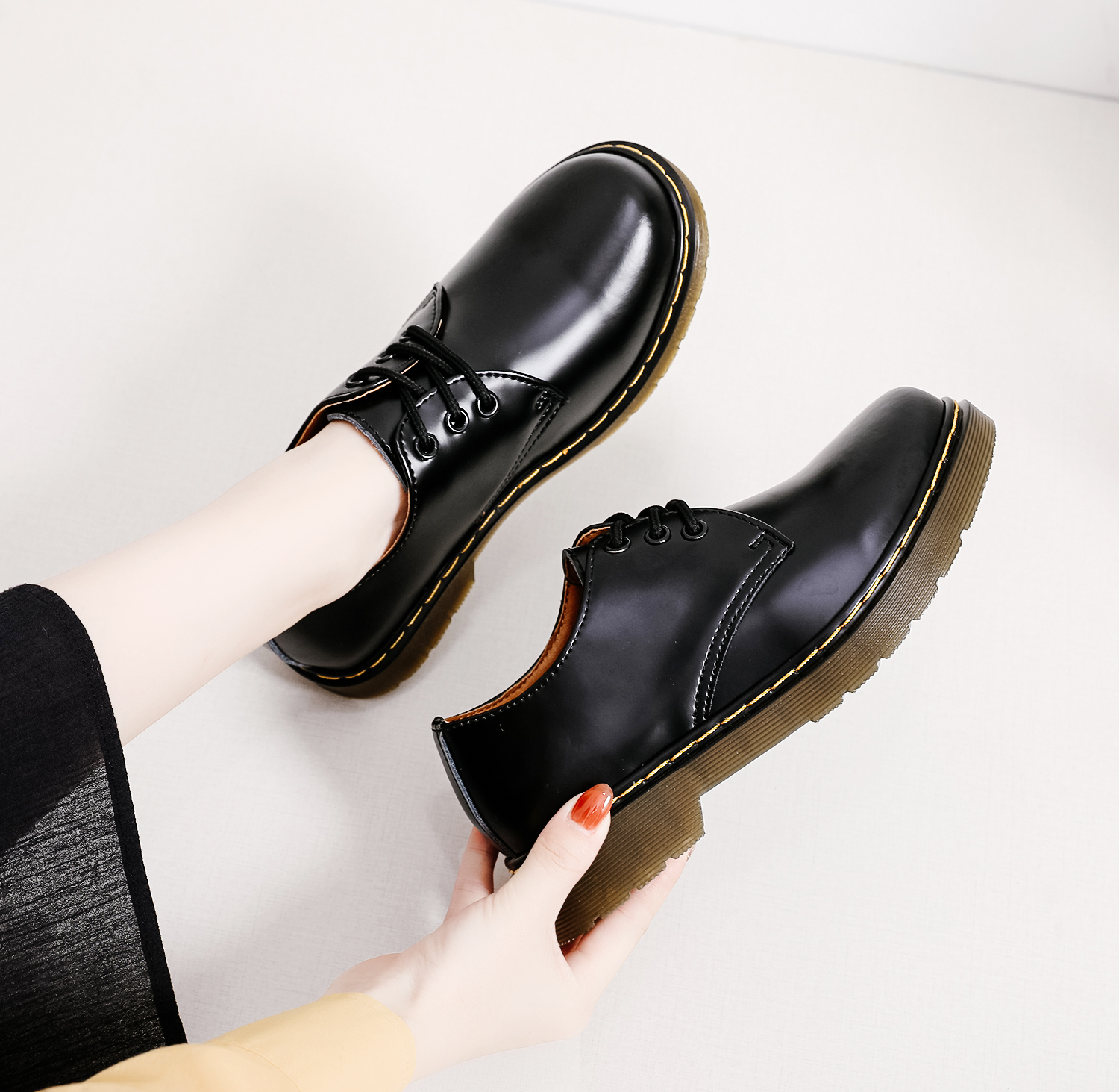 Dr.Martens 48.99$ code344 -6136-R gallery