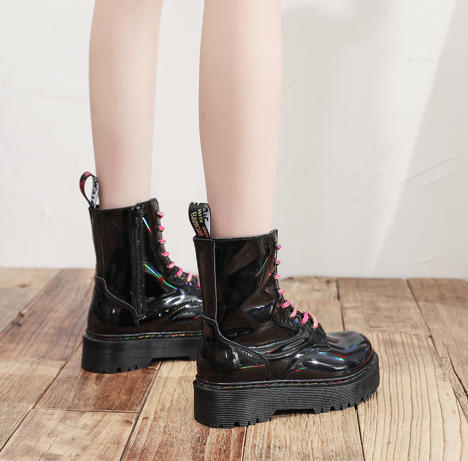 Dr.Martens 65.05$ 编号344-2549-R gallery