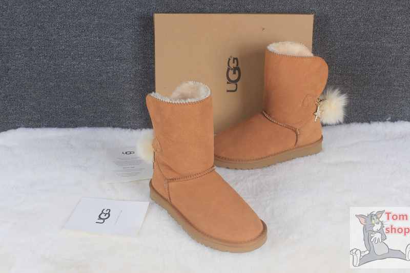 E1047-44.65$UGG gallery