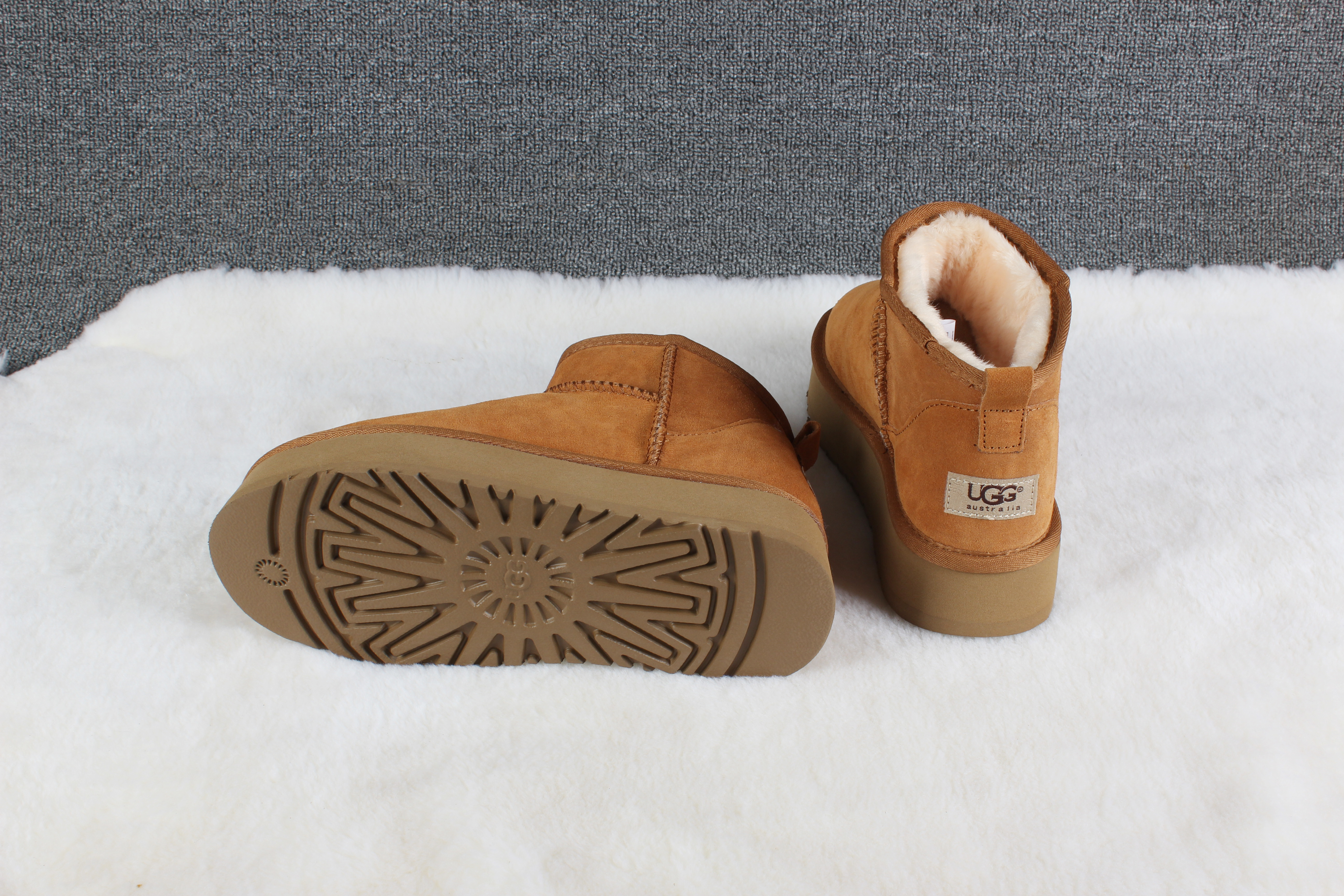 E1248-44.25$UGG gallery