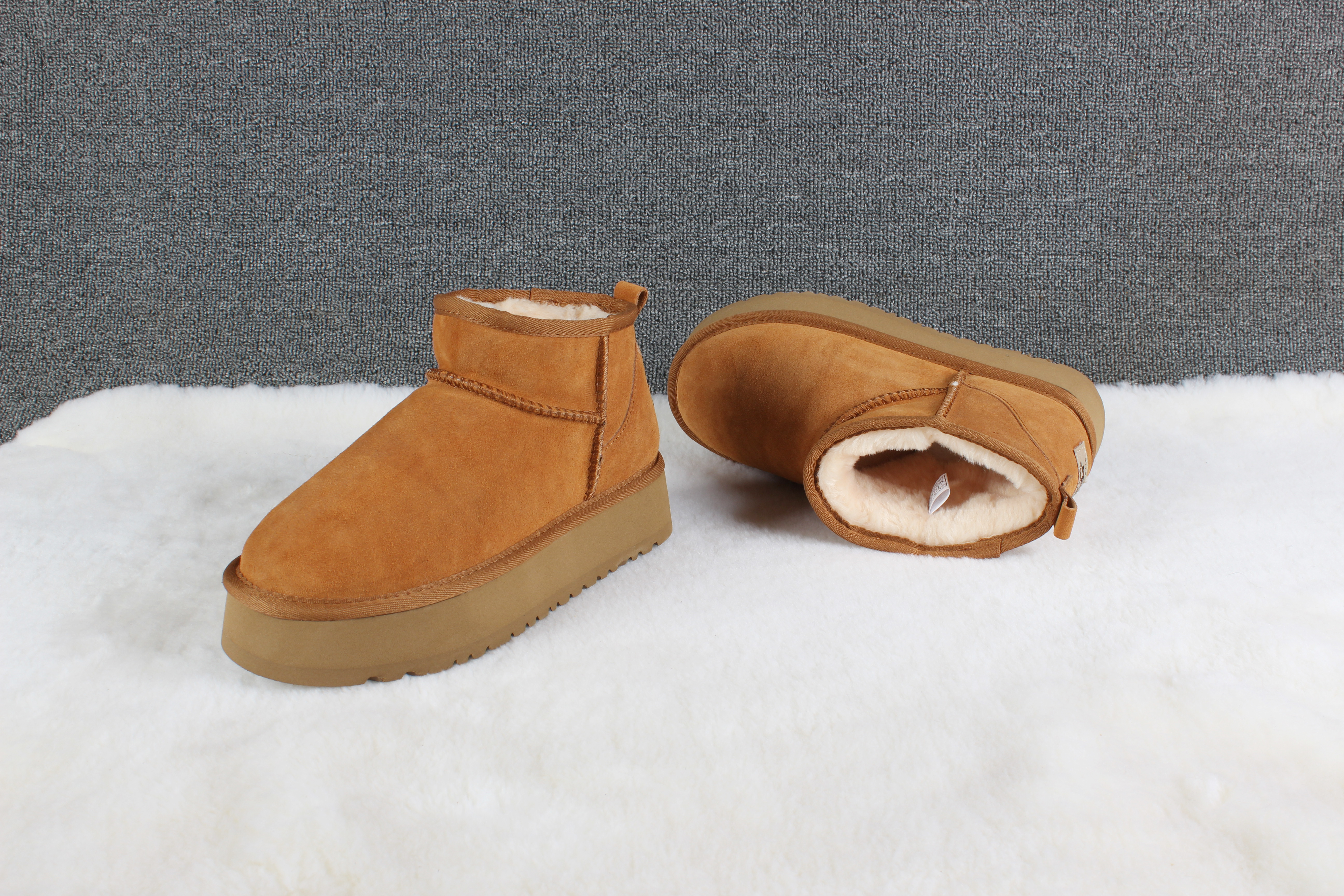 E1248-44.25$UGG gallery