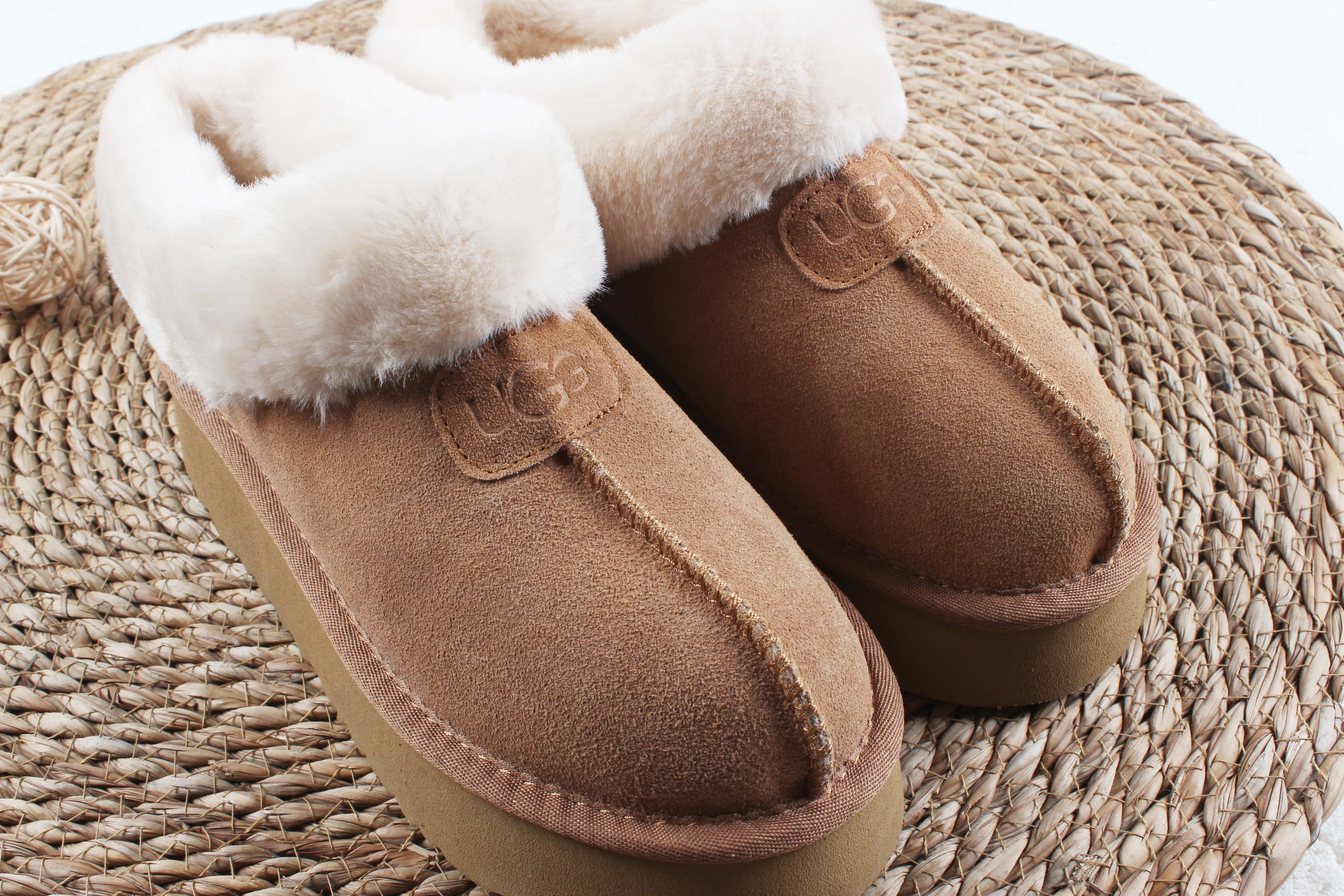 E1517-294￥| 42.11$UGG gallery