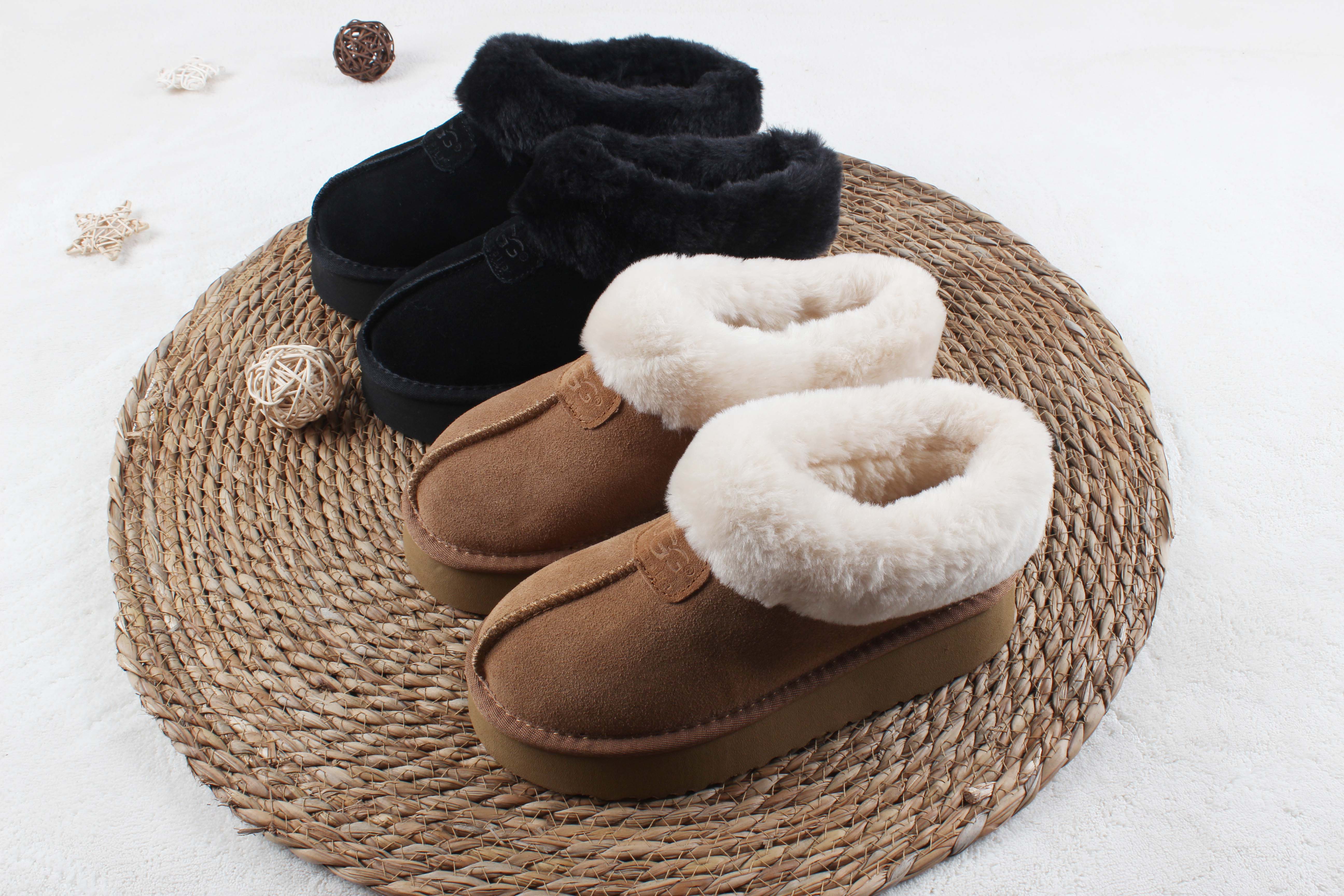 E1517-294￥| 42.11$UGG gallery