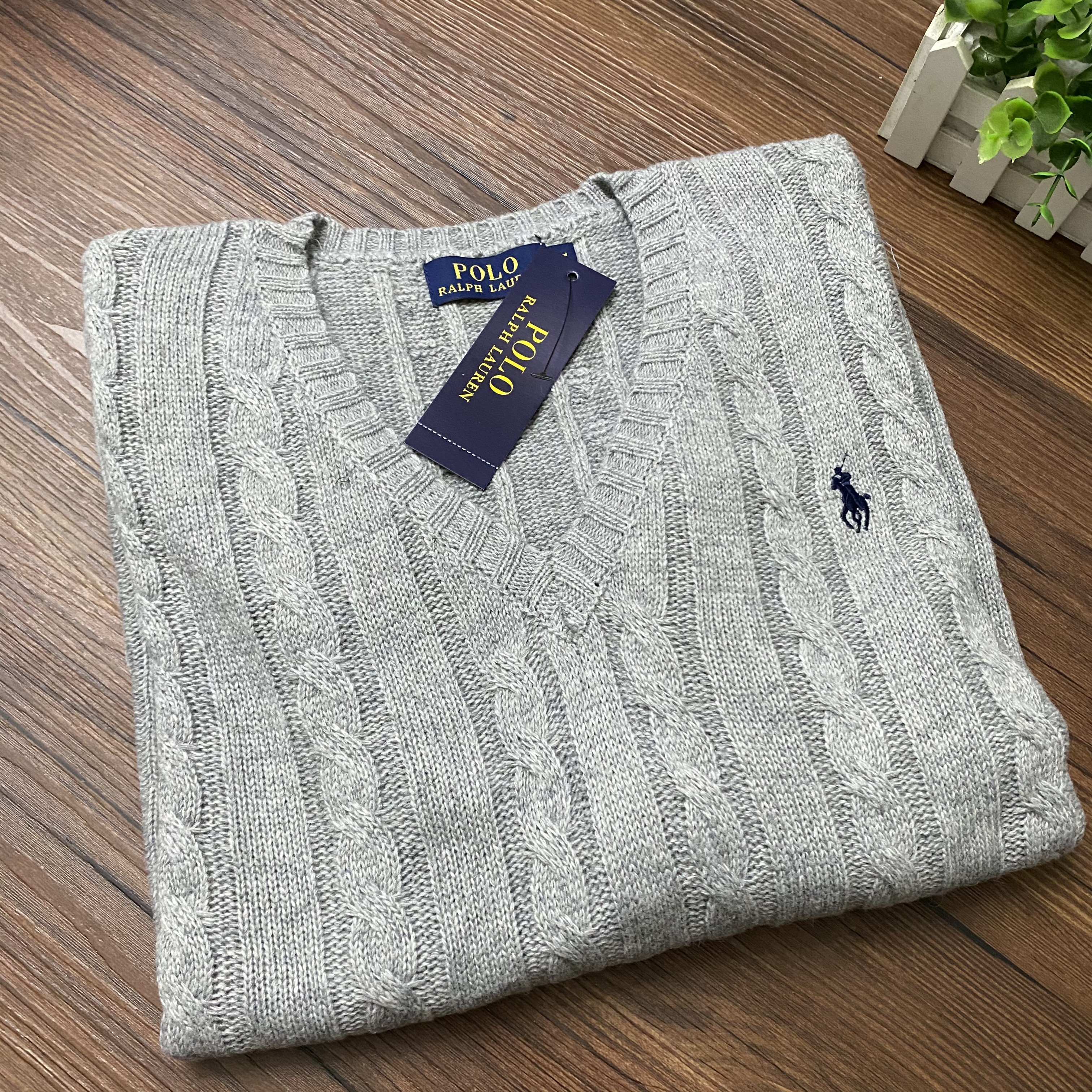 EE267 POLO Women's sweater V-neck gallery