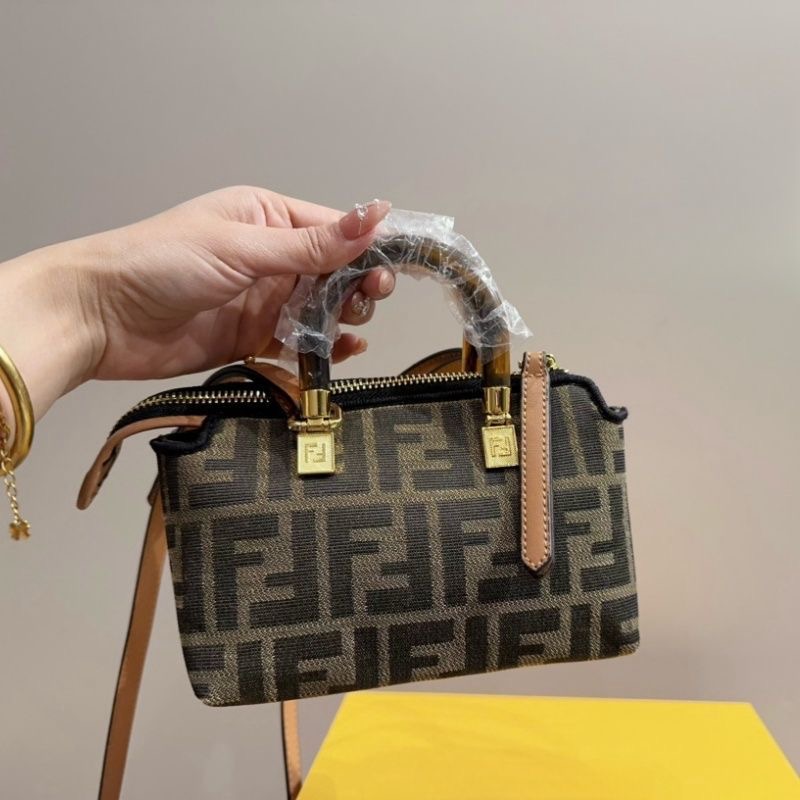 FENDI 55$    10342-T gallery