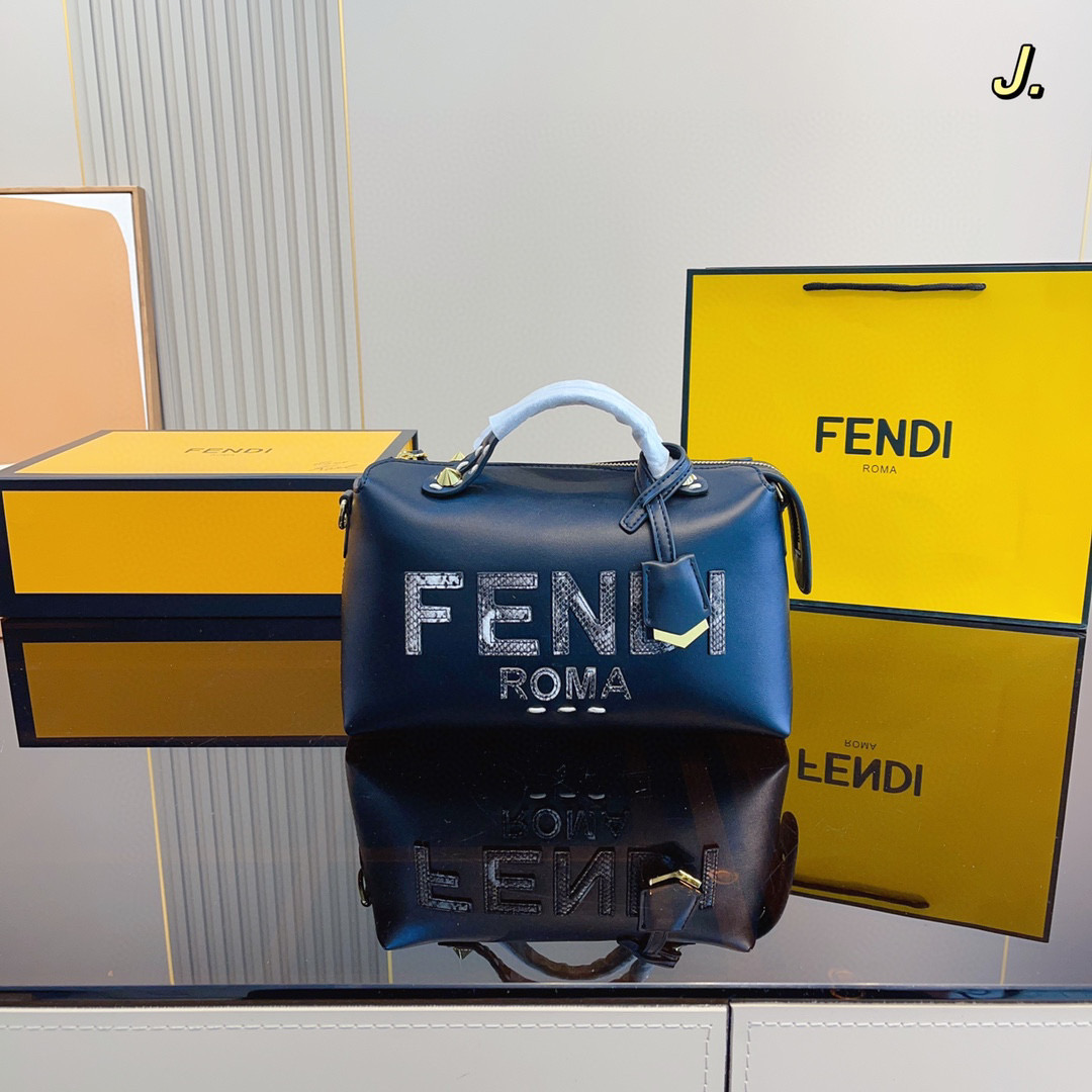 FENDI 56.86$    CODE 306-7189-R gallery